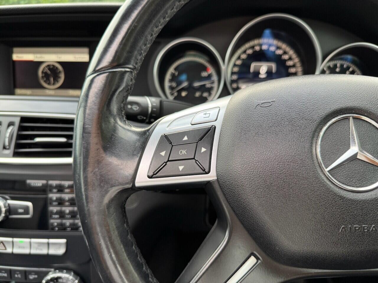 Mercedes-Benz C-Class view 14