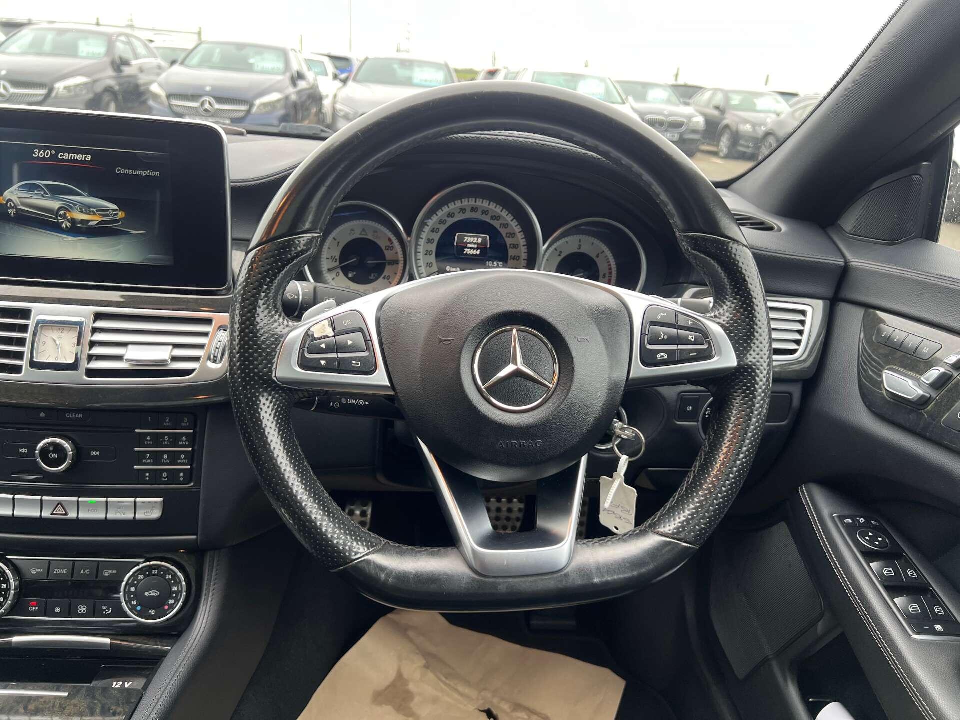 Mercedes-Benz CLS view 35