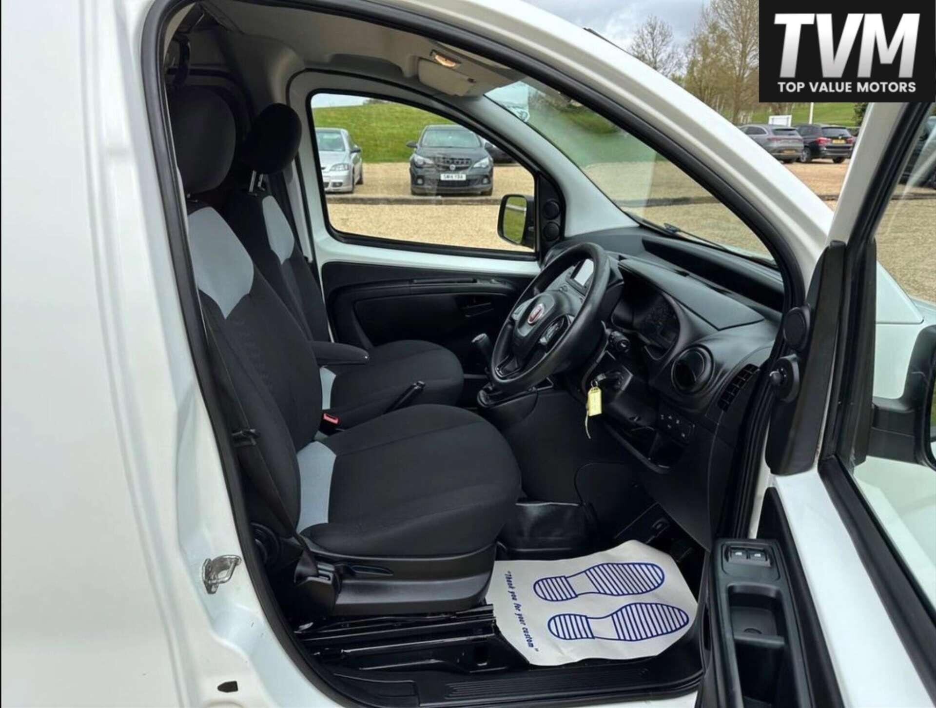 Fiat Fiorino view 9