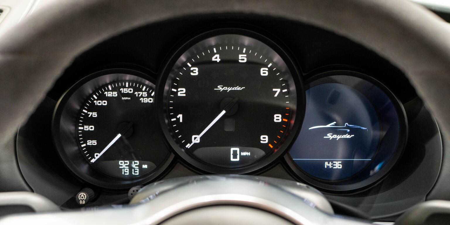 Porsche Boxster view 38