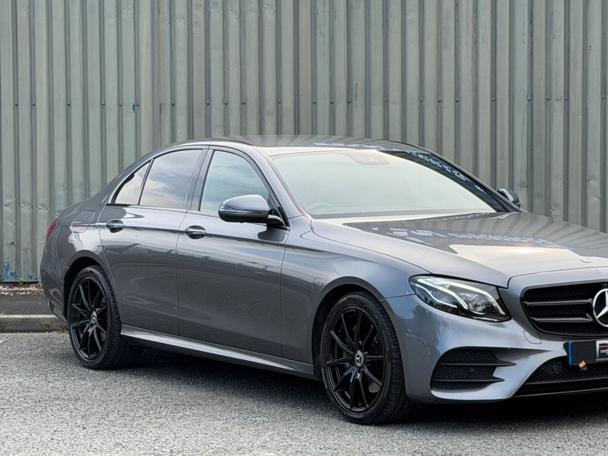 Mercedes-Benz E Class view 6