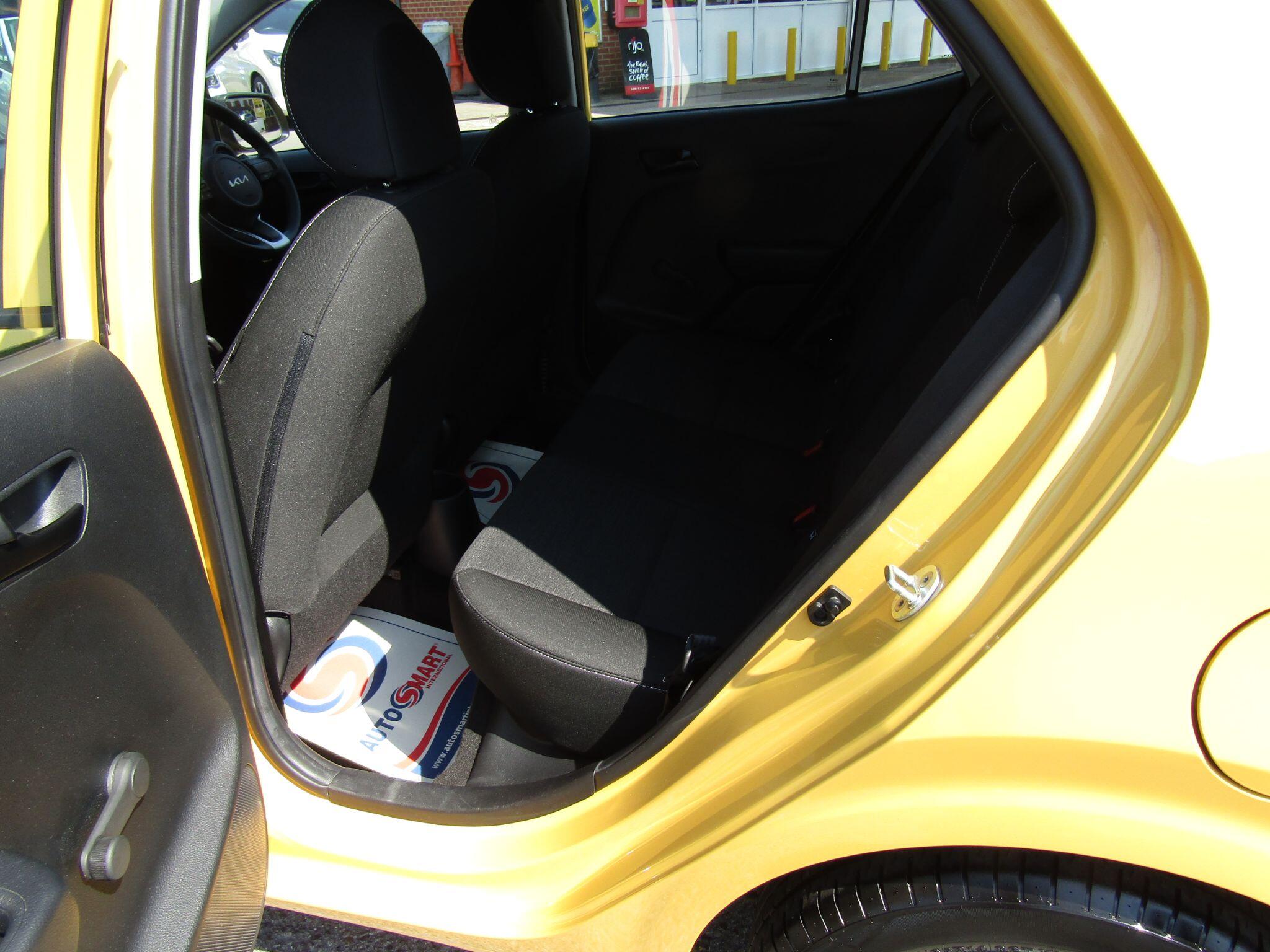 Kia Picanto view 14