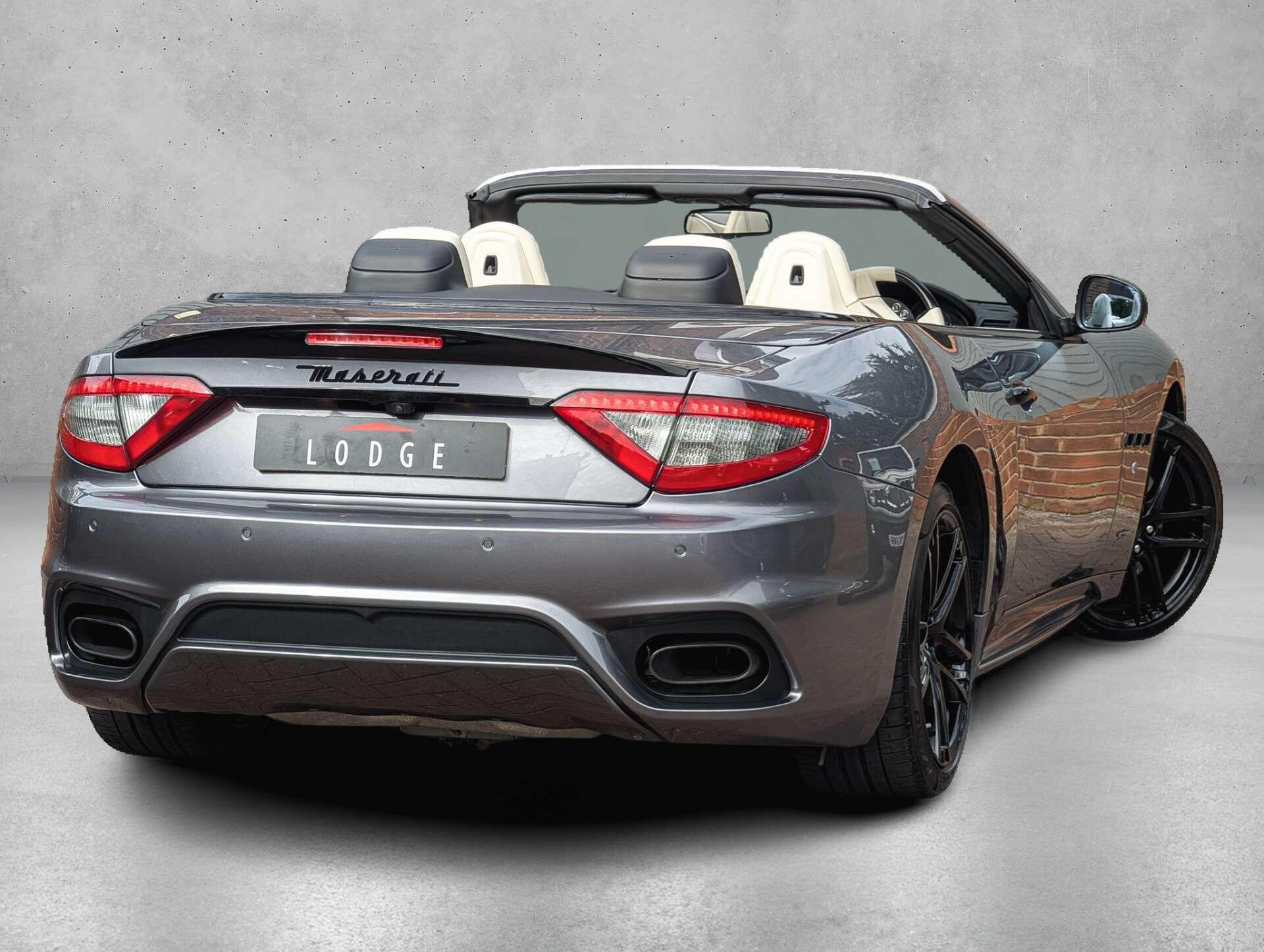 Maserati Grancabrio view 7
