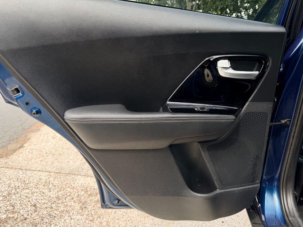 Kia Niro view 20