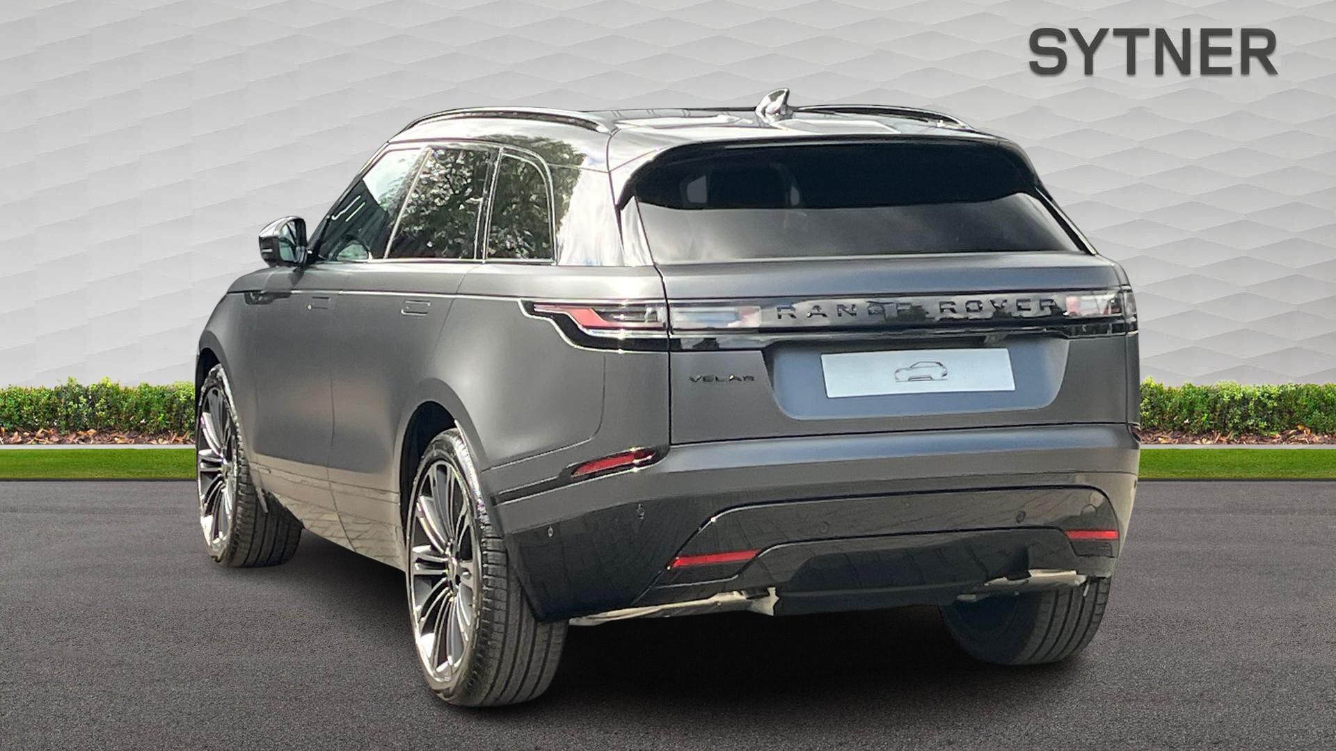 Land Rover Range Rover Velar view 2