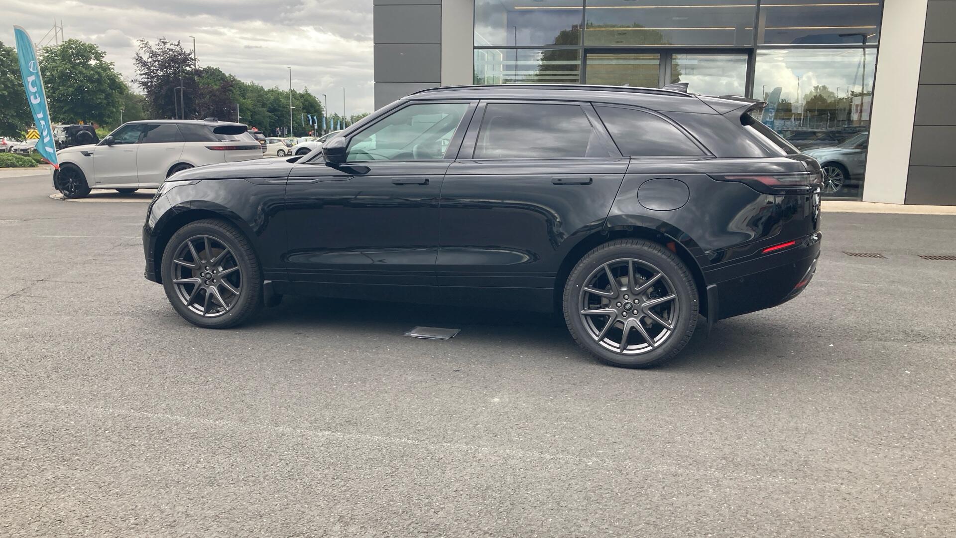 Land Rover Range Rover Velar view 28