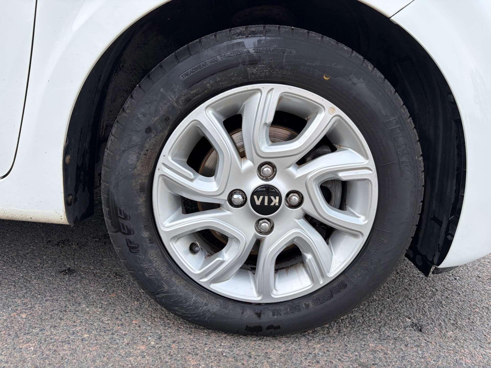 Kia Picanto view 13