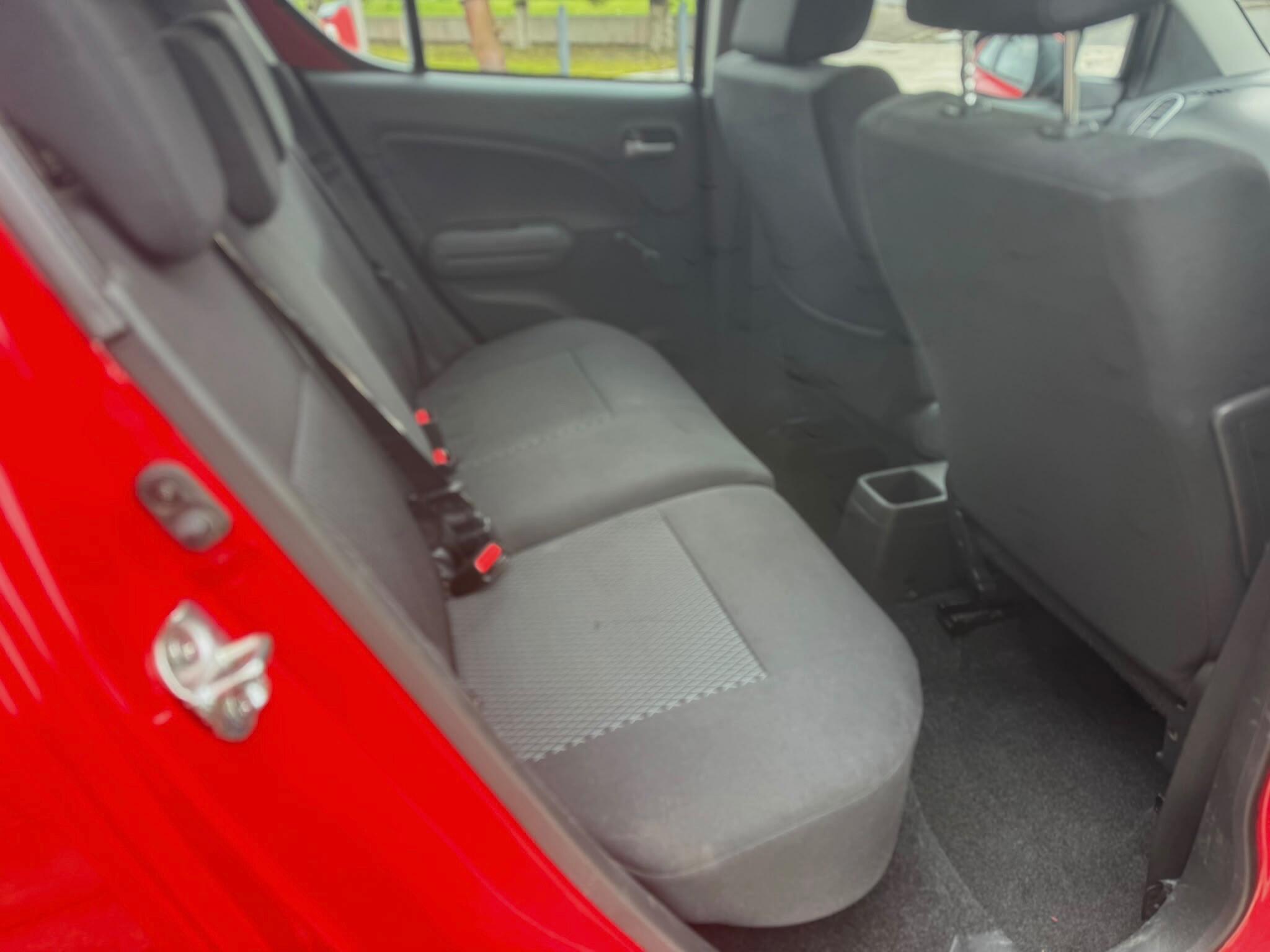 Suzuki Splash view 26