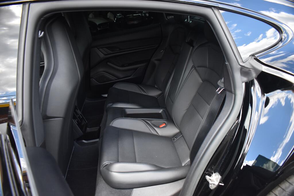 Porsche Taycan view 13