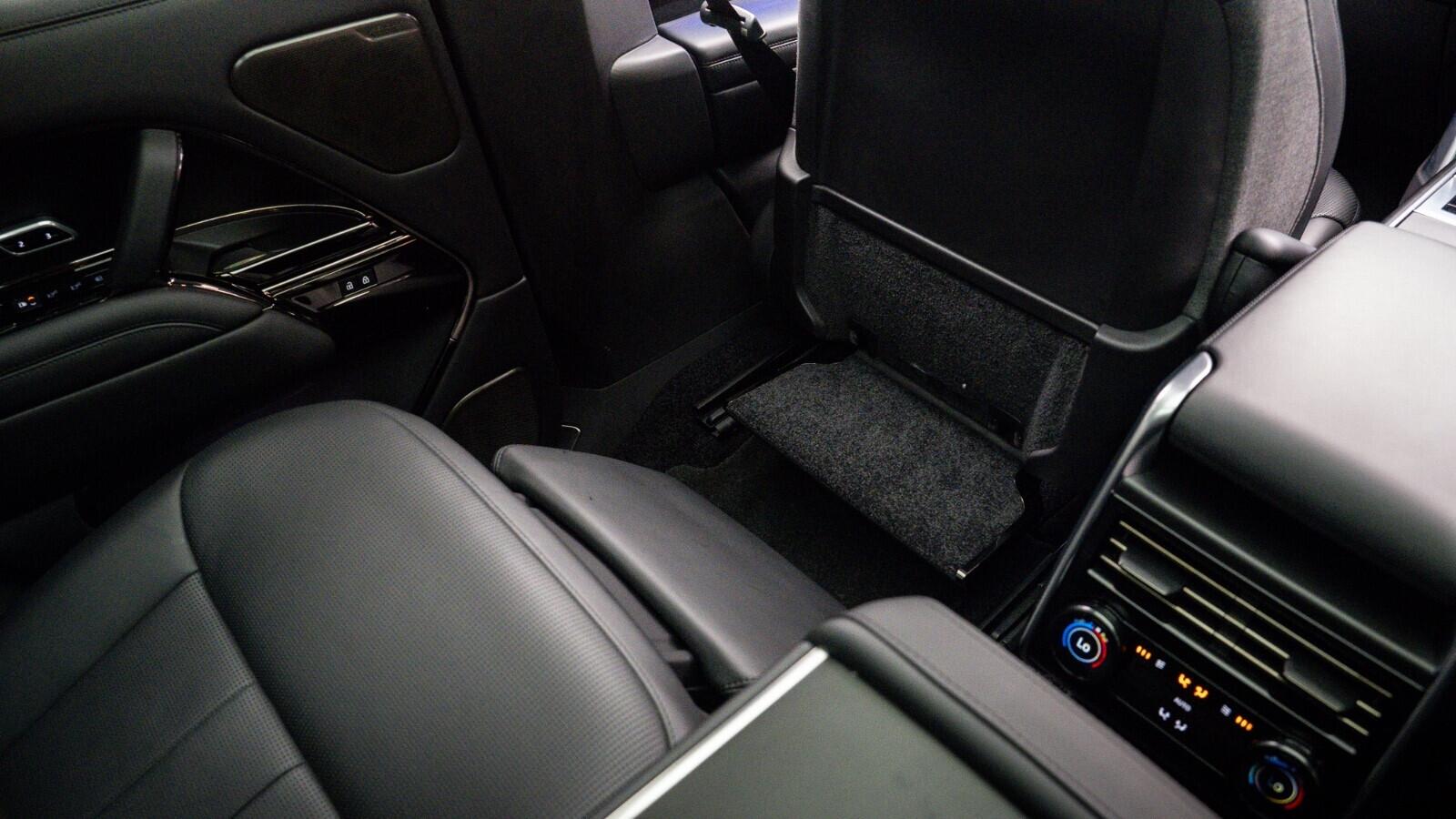Land Rover Range Rover view 20