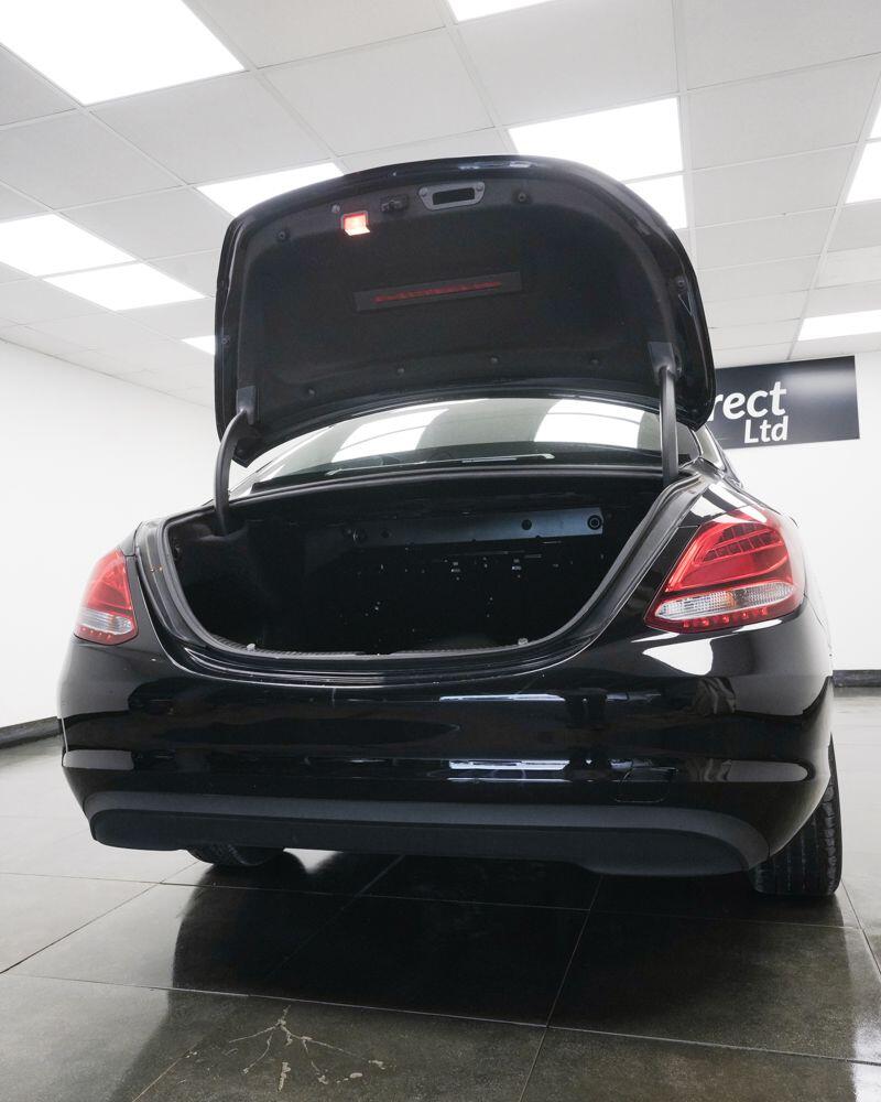 Mercedes-Benz C-Class view 7