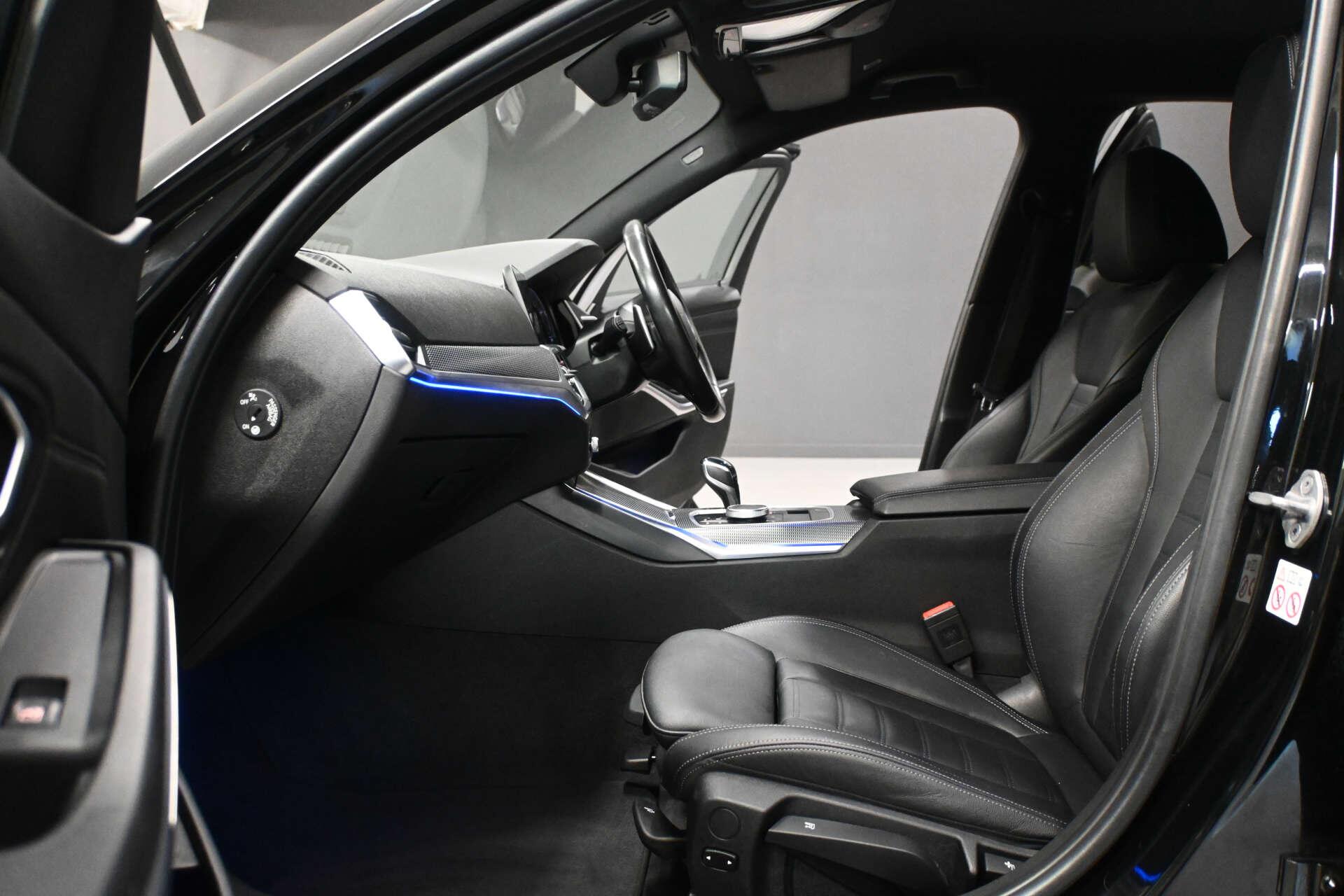 BMW 3 Series view 18