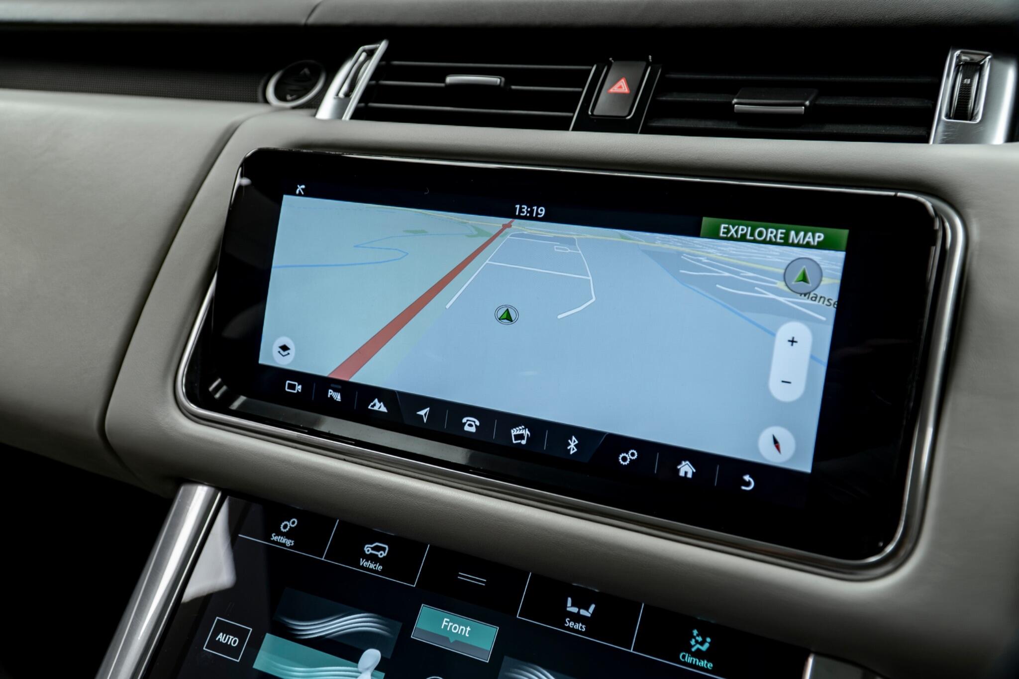 Land Rover Range Rover Sport view 24