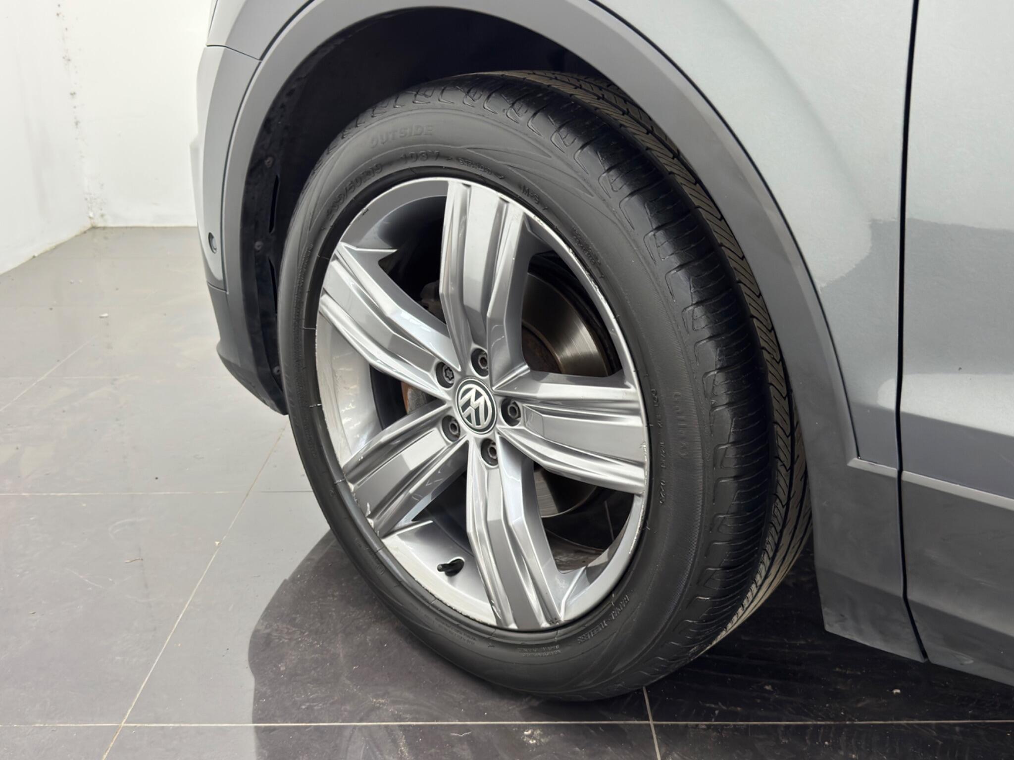 Volkswagen Tiguan view 58