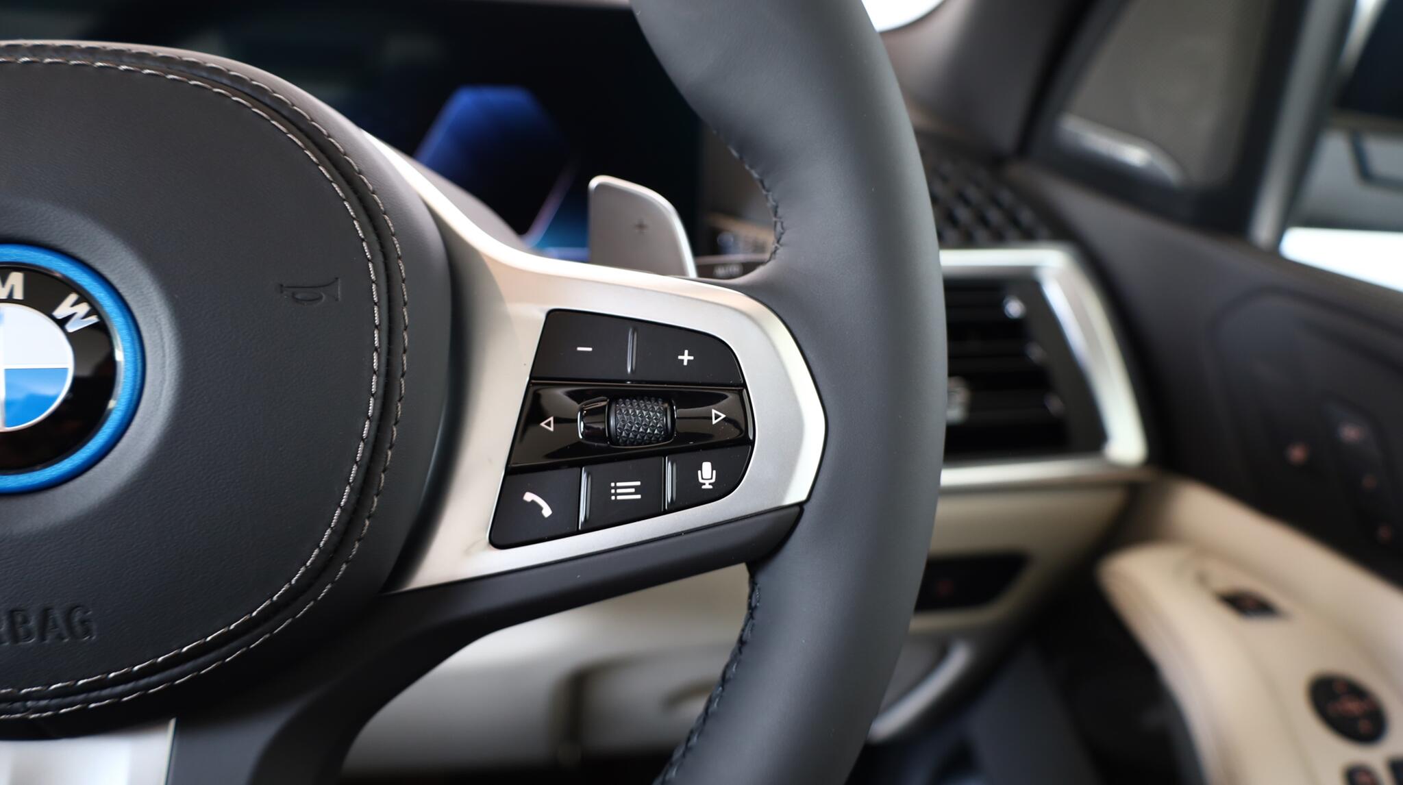 BMW X5 view 18