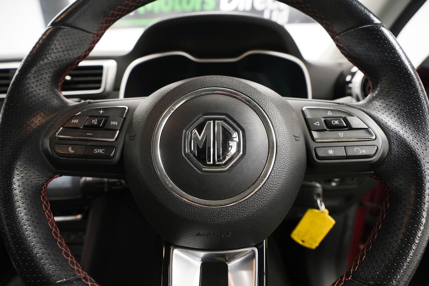 MG ZS view 21