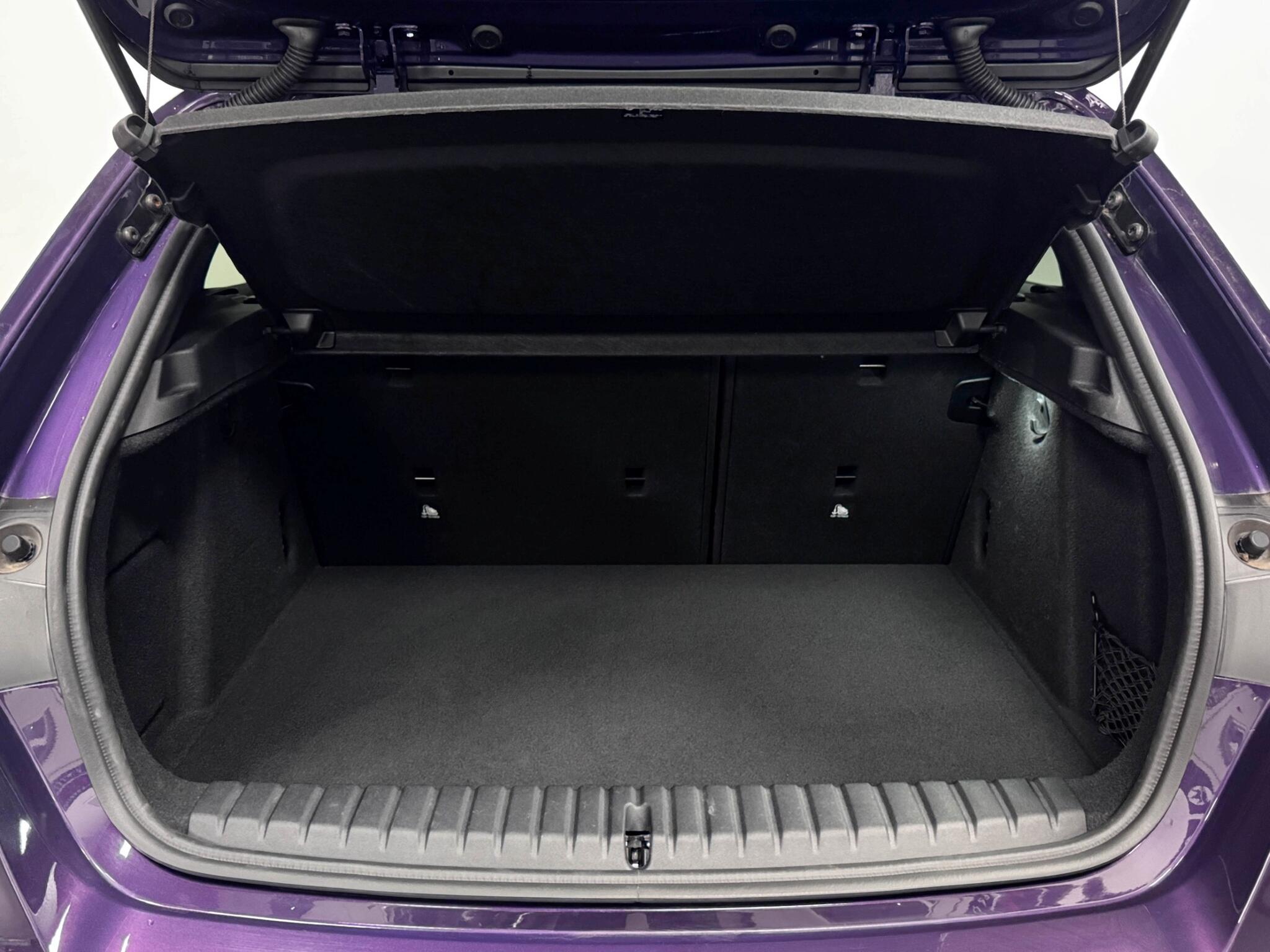 BMW 1 Series view 7