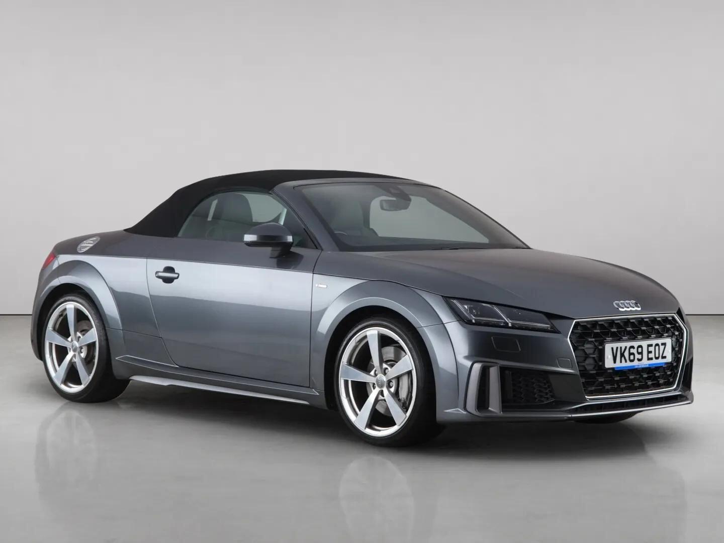 Audi TT view 10