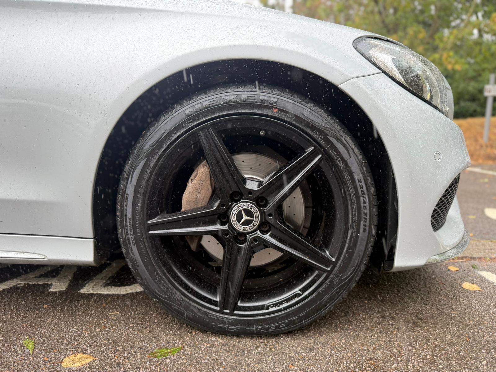 Mercedes-Benz C-Class view 18