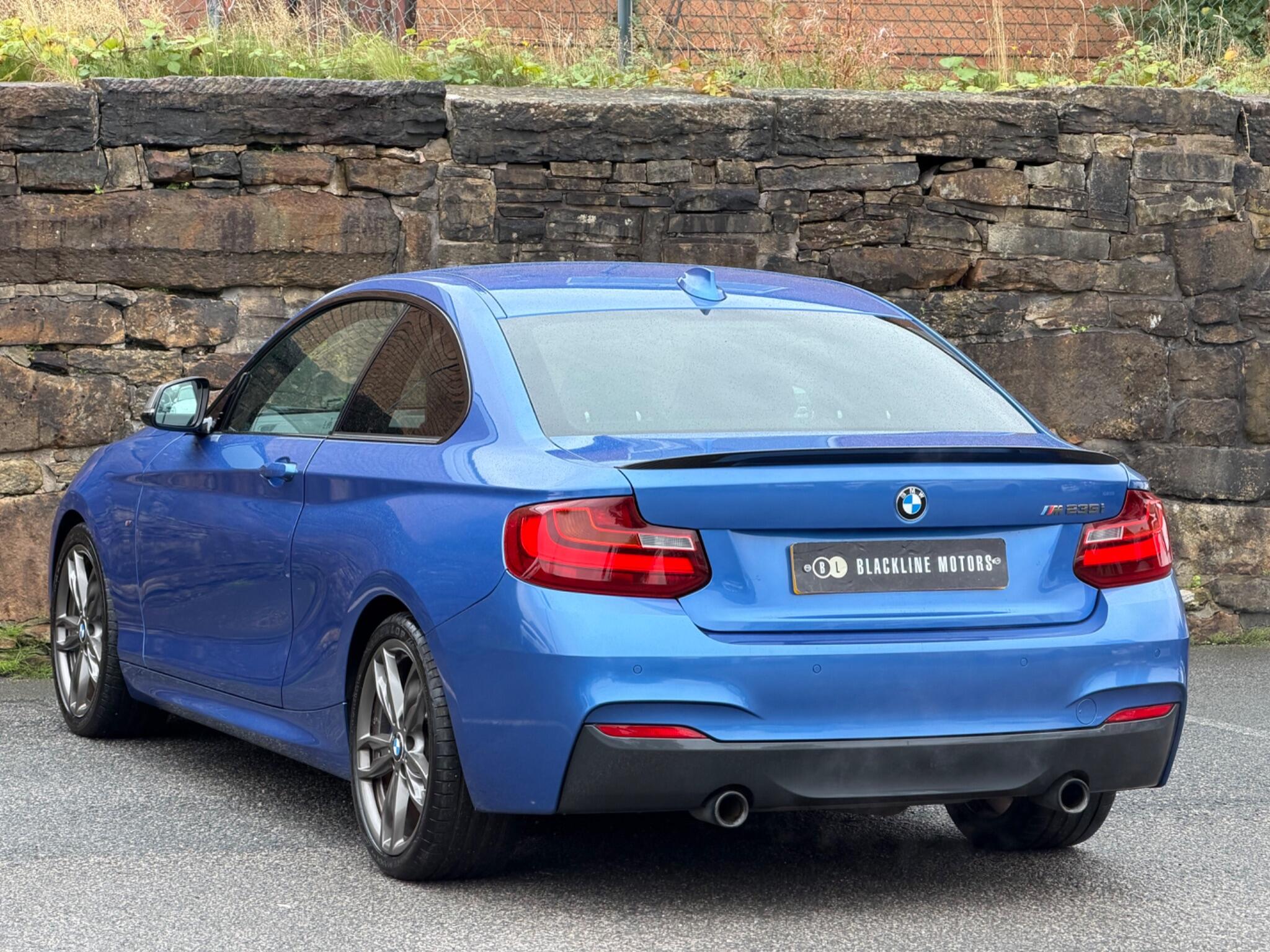 BMW 2 Series view 5