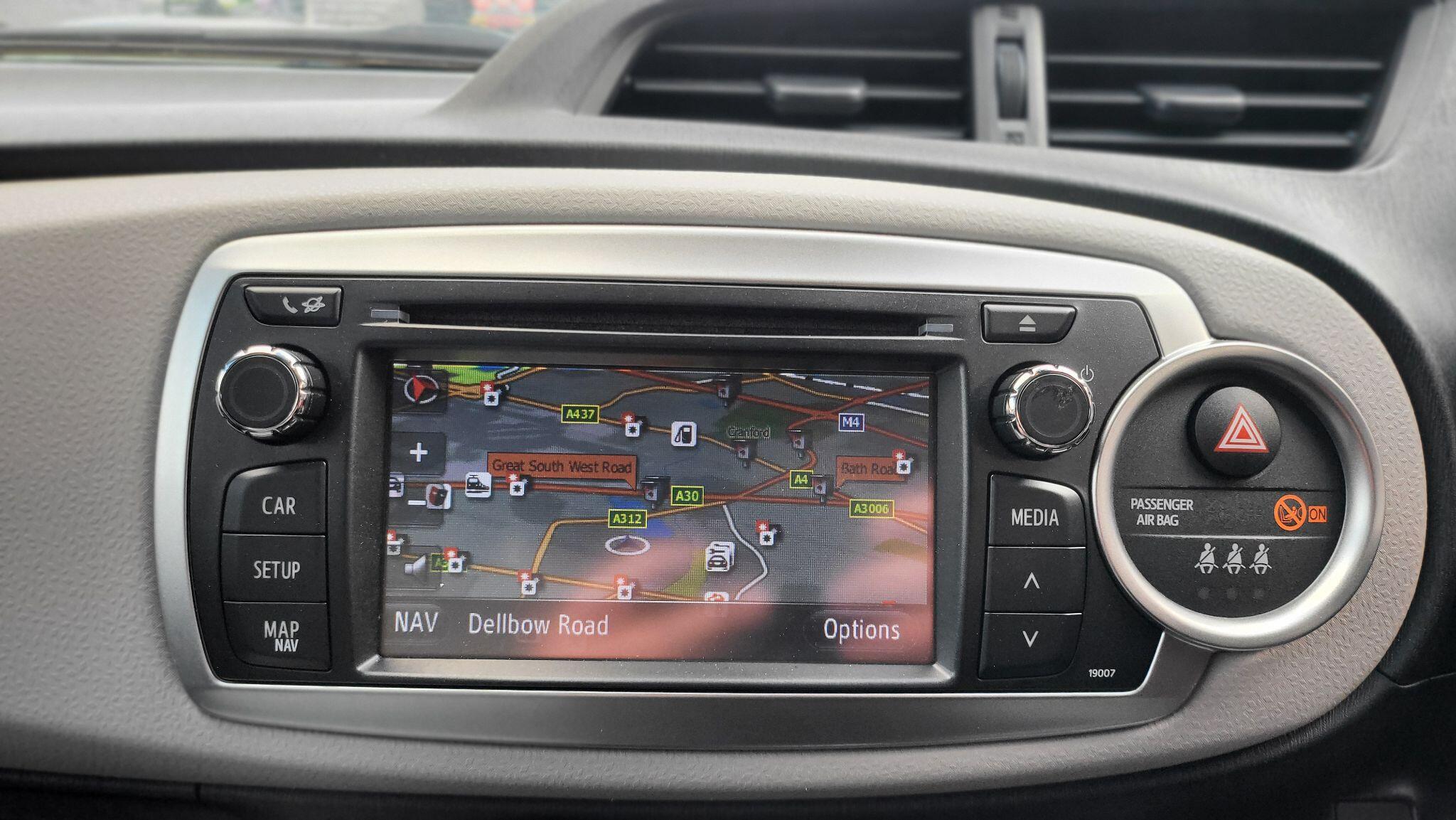 Toyota Yaris view 24