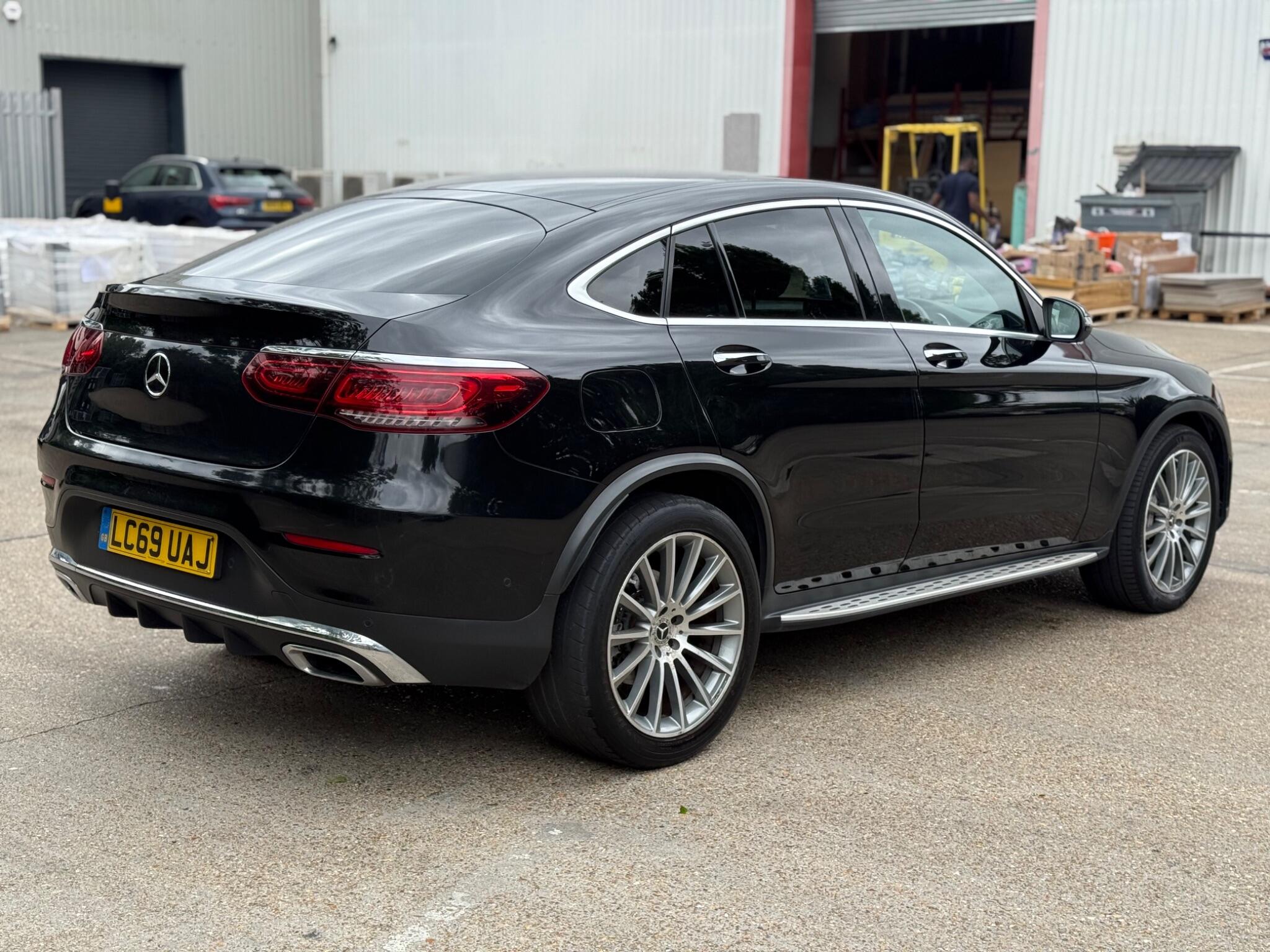 Mercedes-Benz GLC view 11