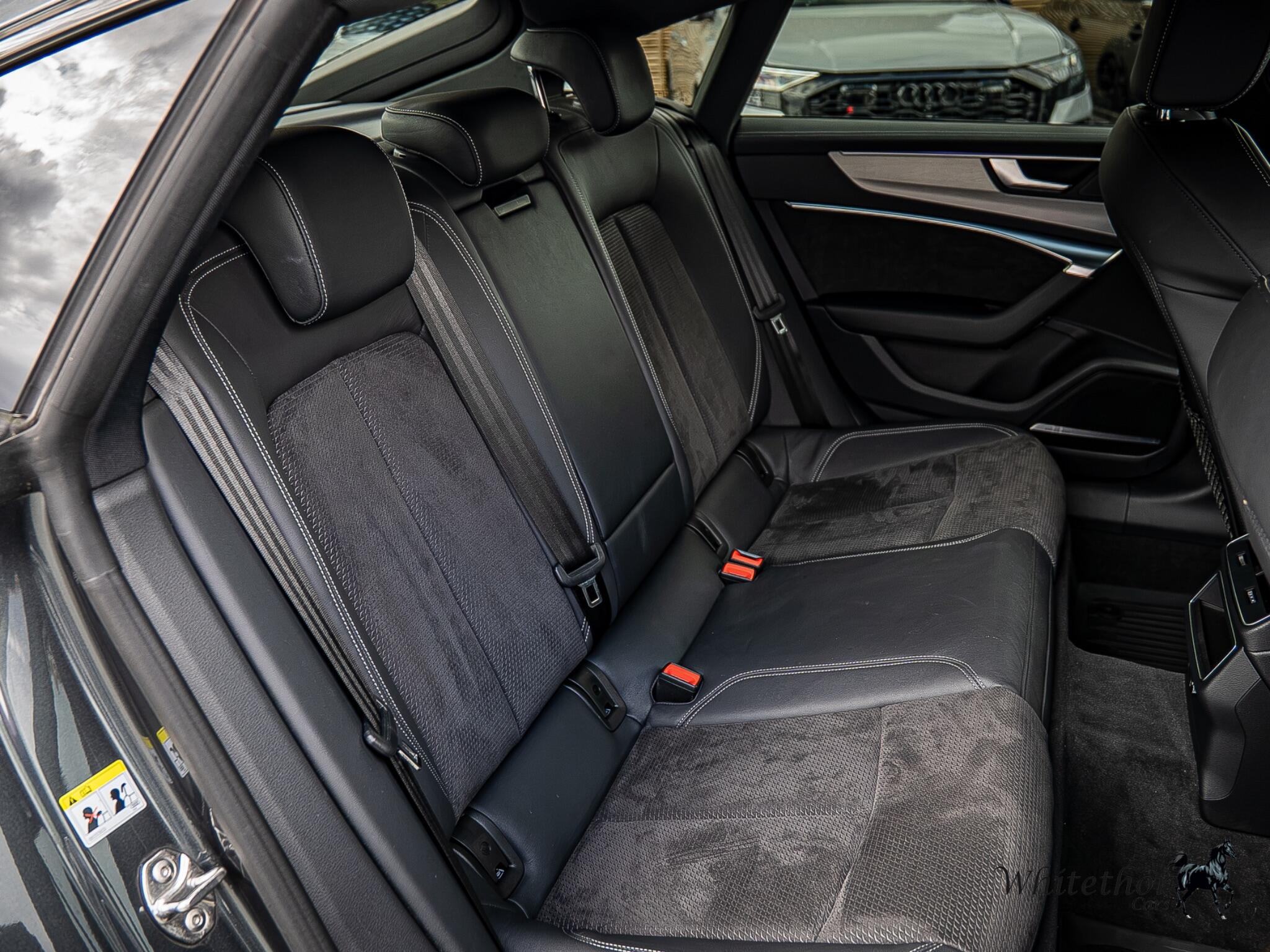 Audi A7 view 11