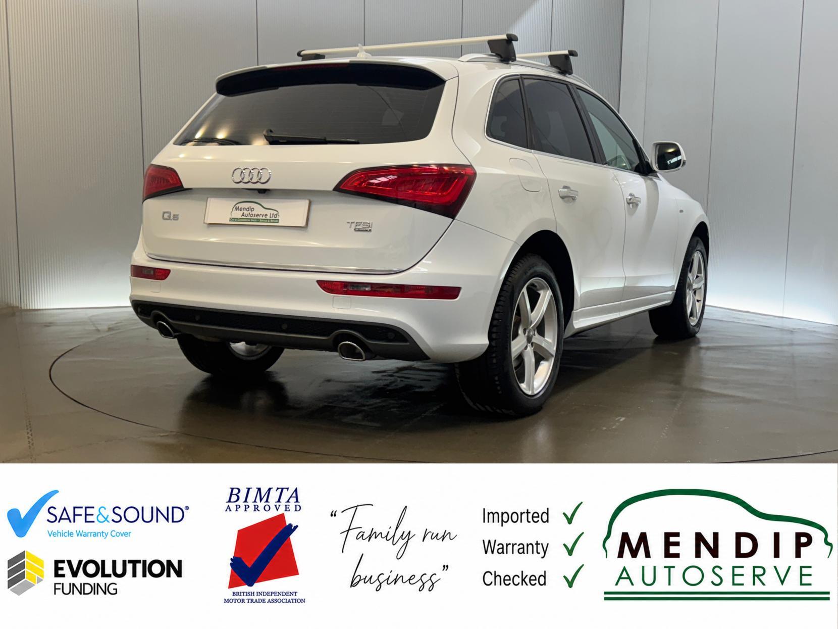 Audi Q5 view 18