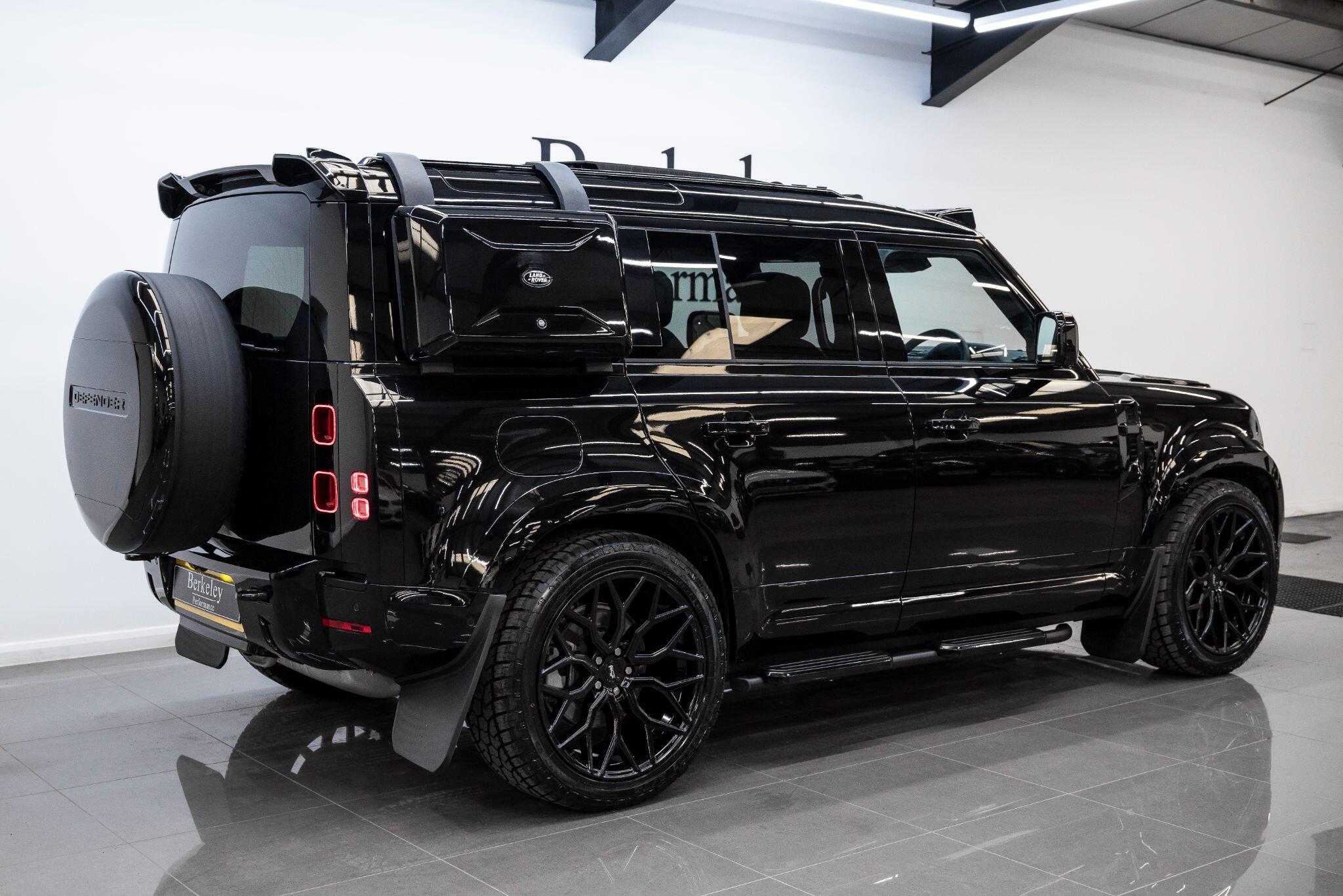 Land Rover Defender view 12