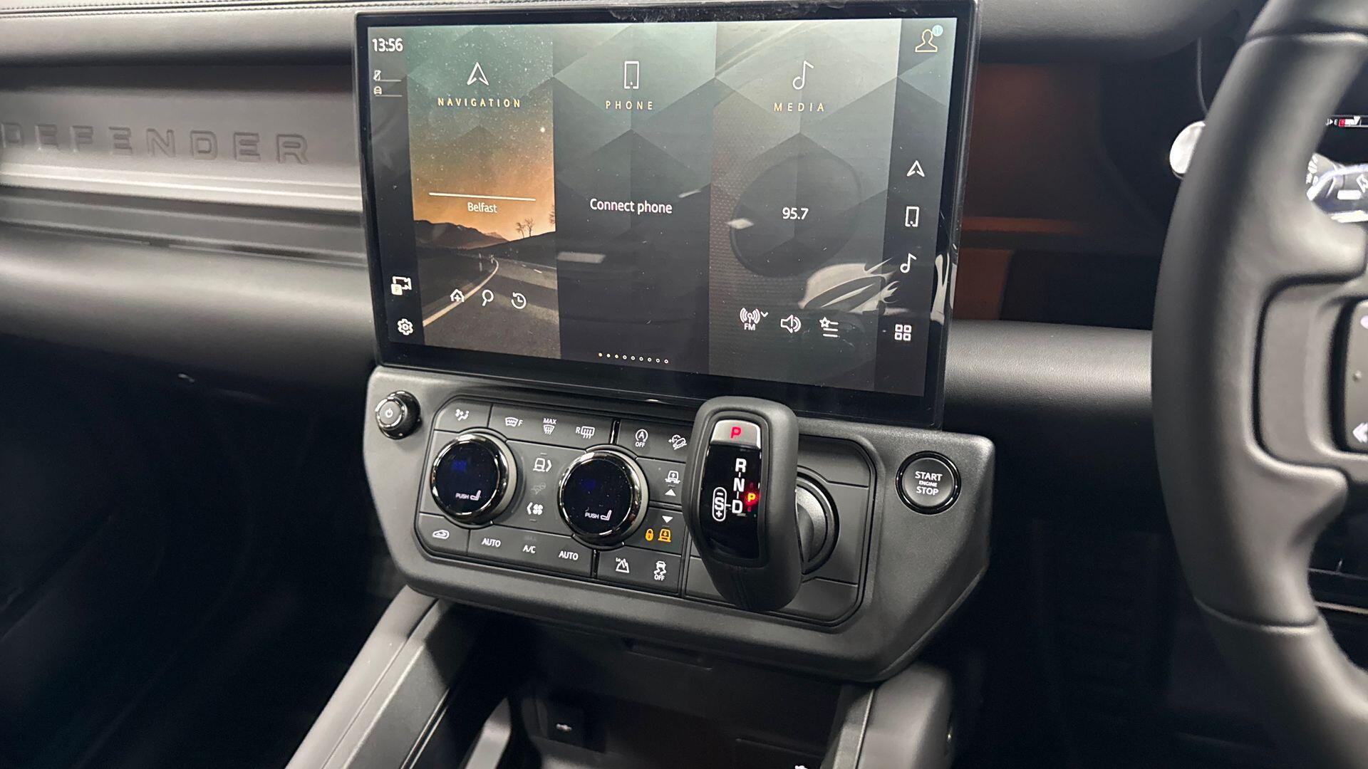 Land Rover Defender view 14