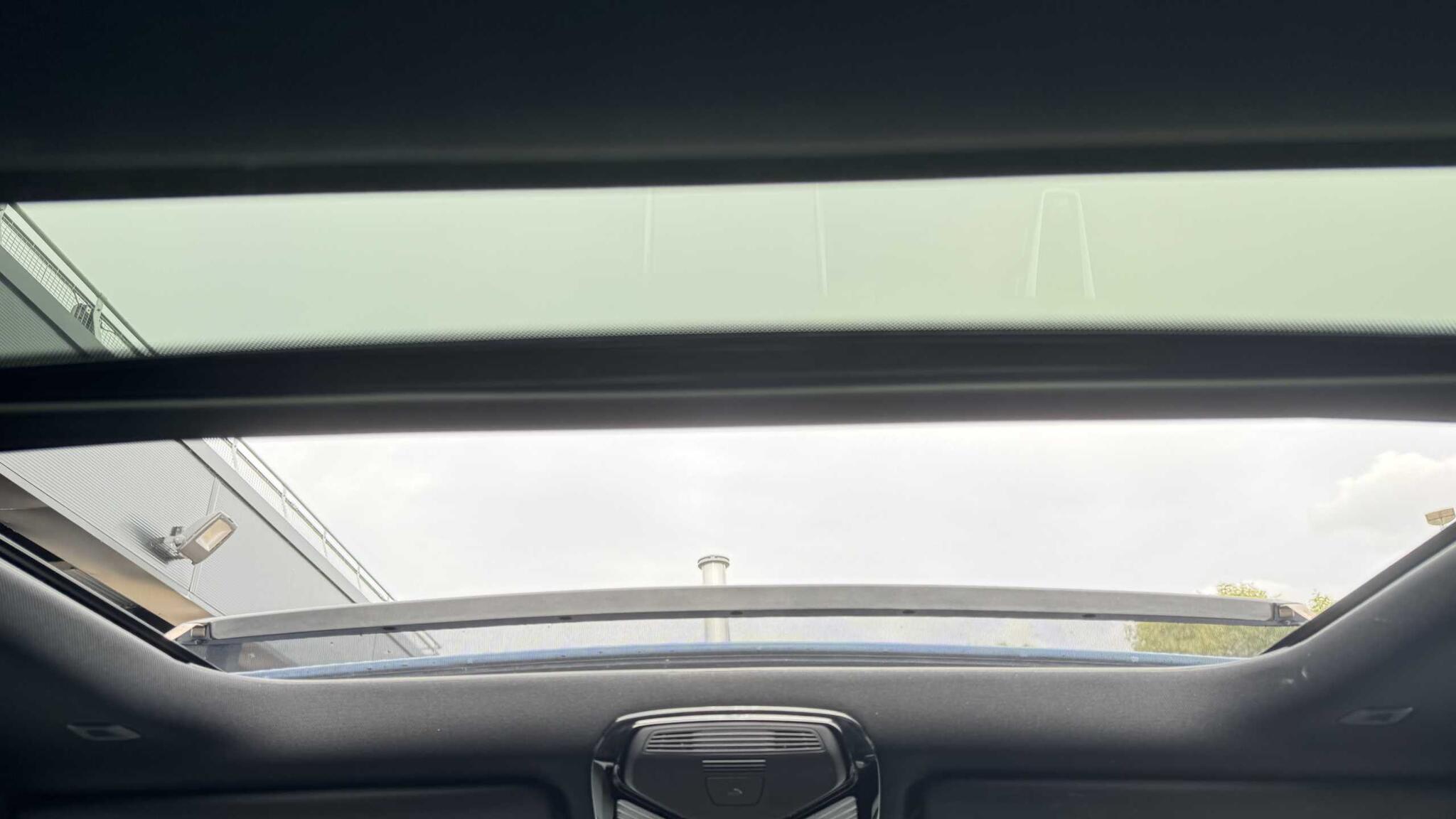 BMW M2 view 26