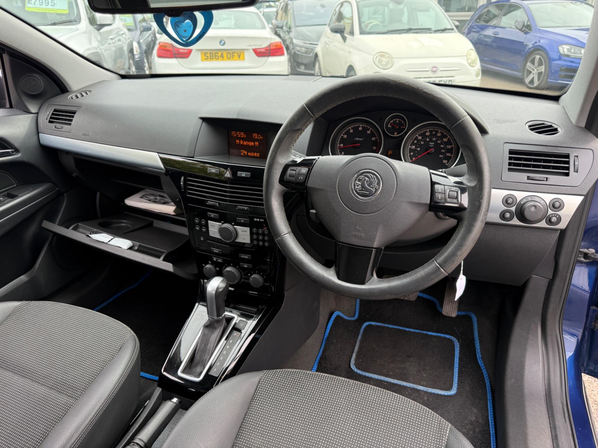 Vauxhall Astra - Image 22