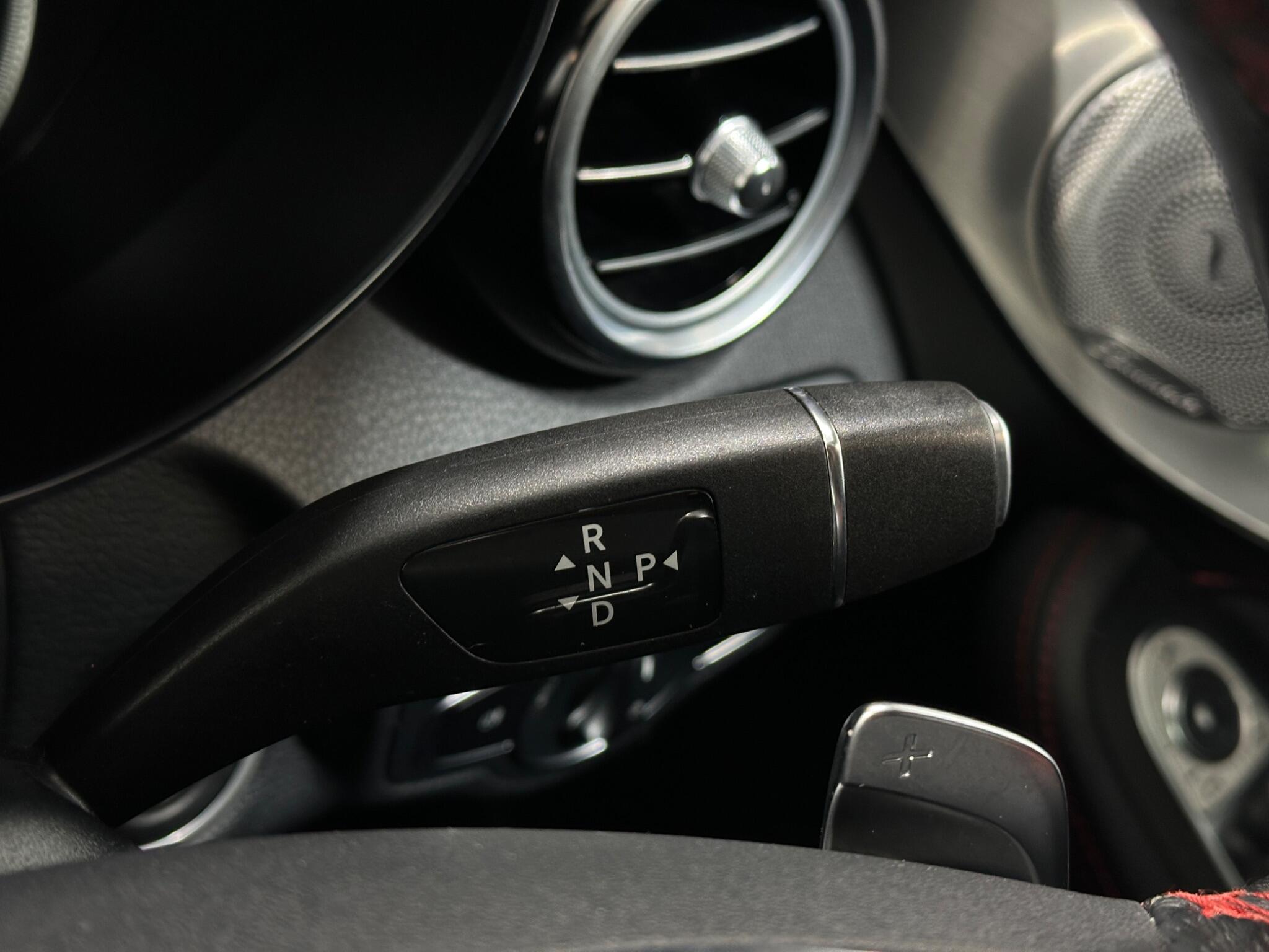 Mercedes-Benz GLC view 17