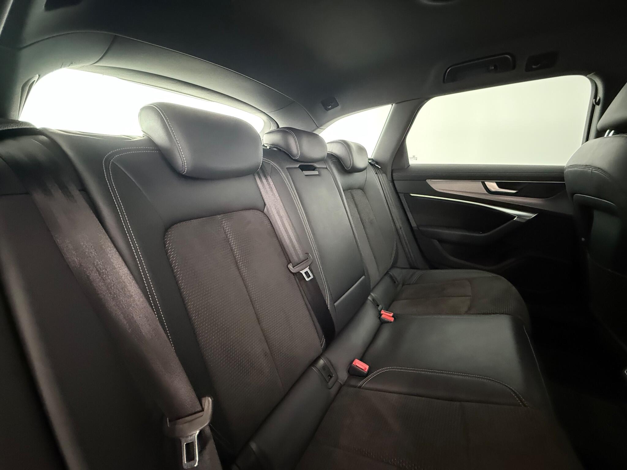 Audi A6 view 31