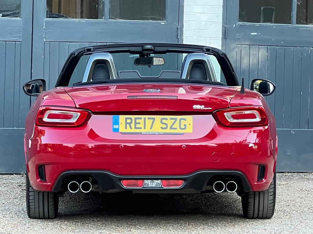 Abarth 124 Spider view 4