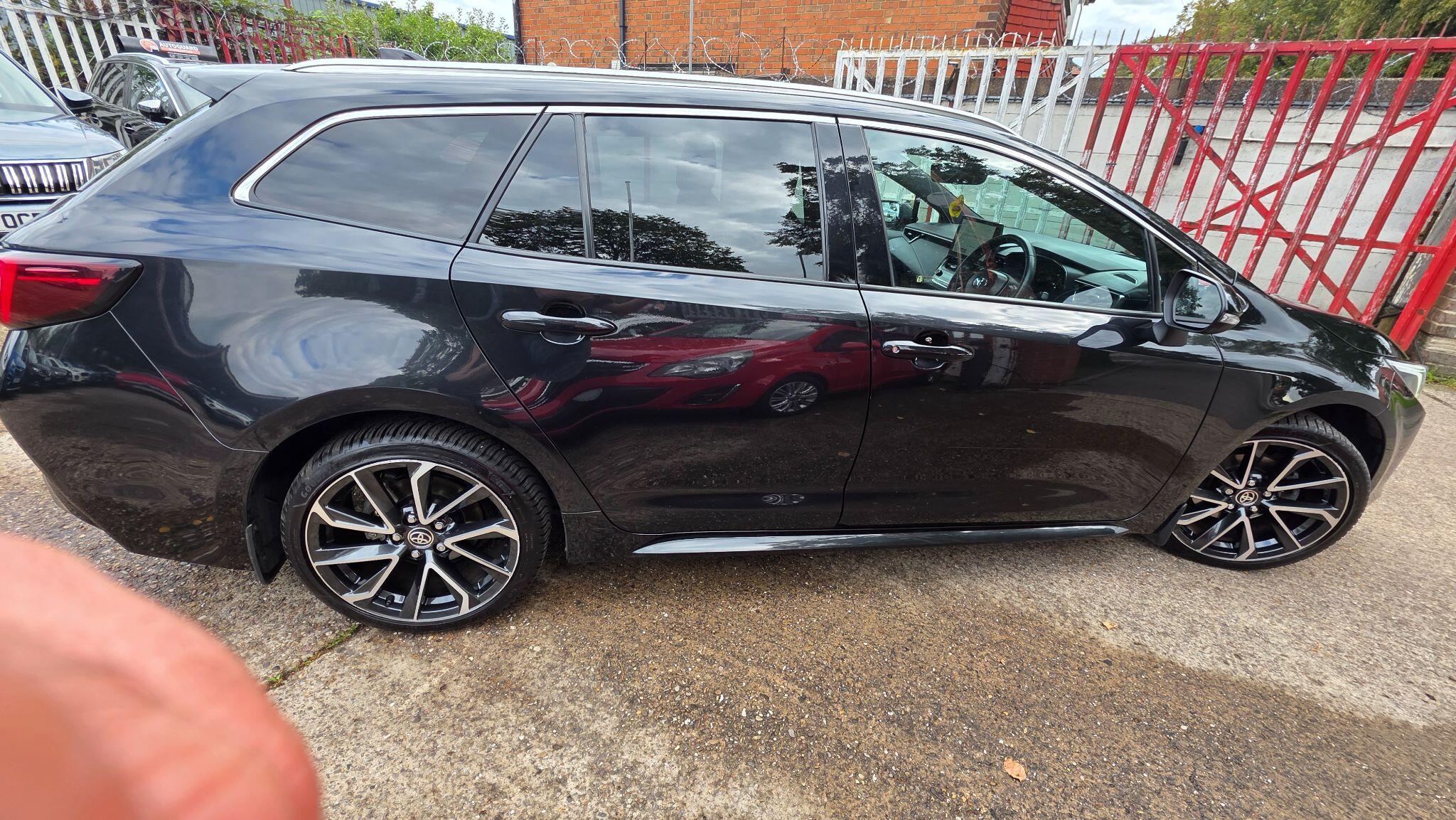 Toyota Corolla view 19
