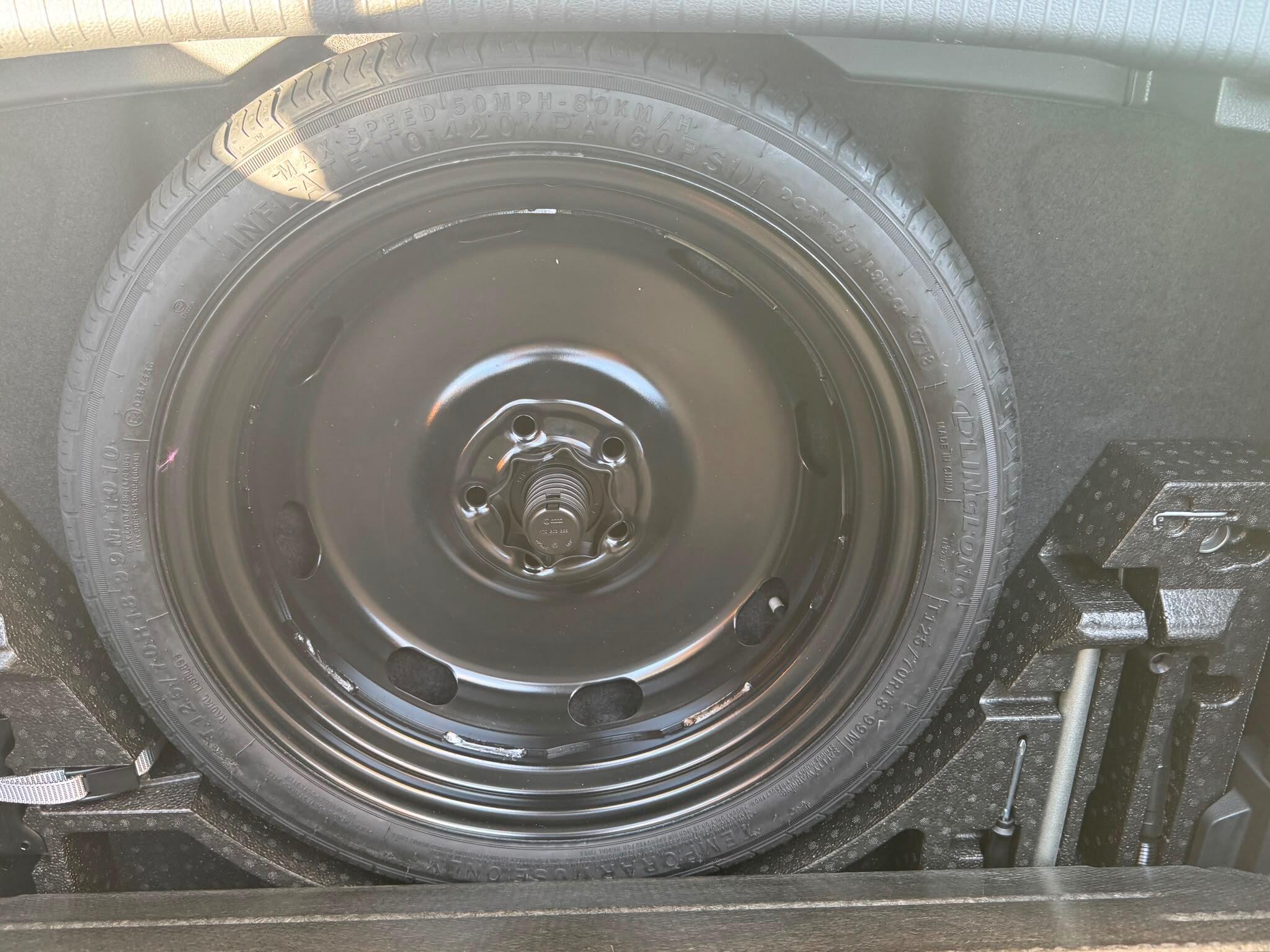 Volkswagen Golf view 34