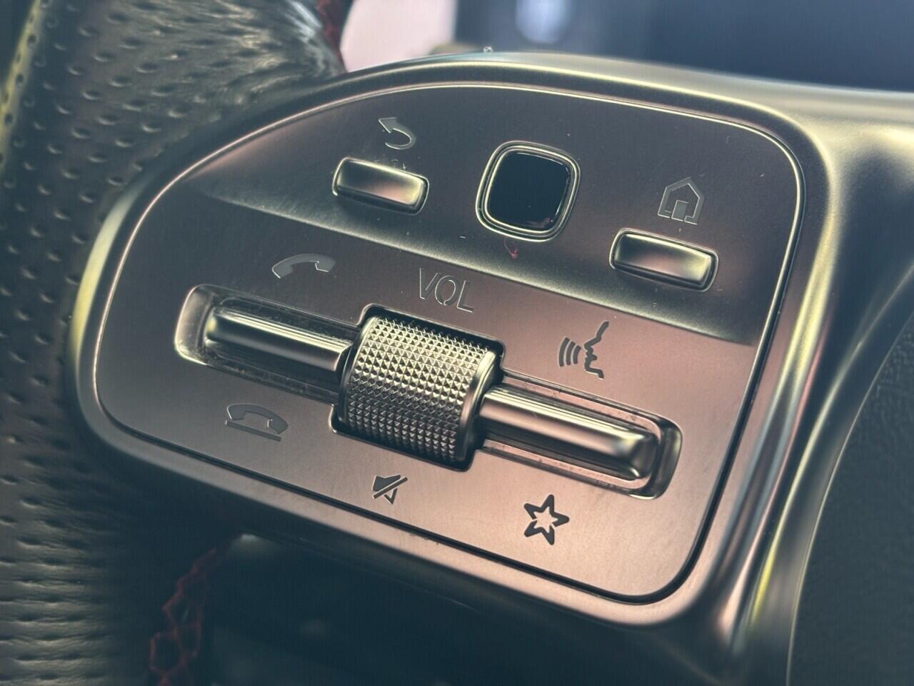 Mercedes-Benz A-Class view 40