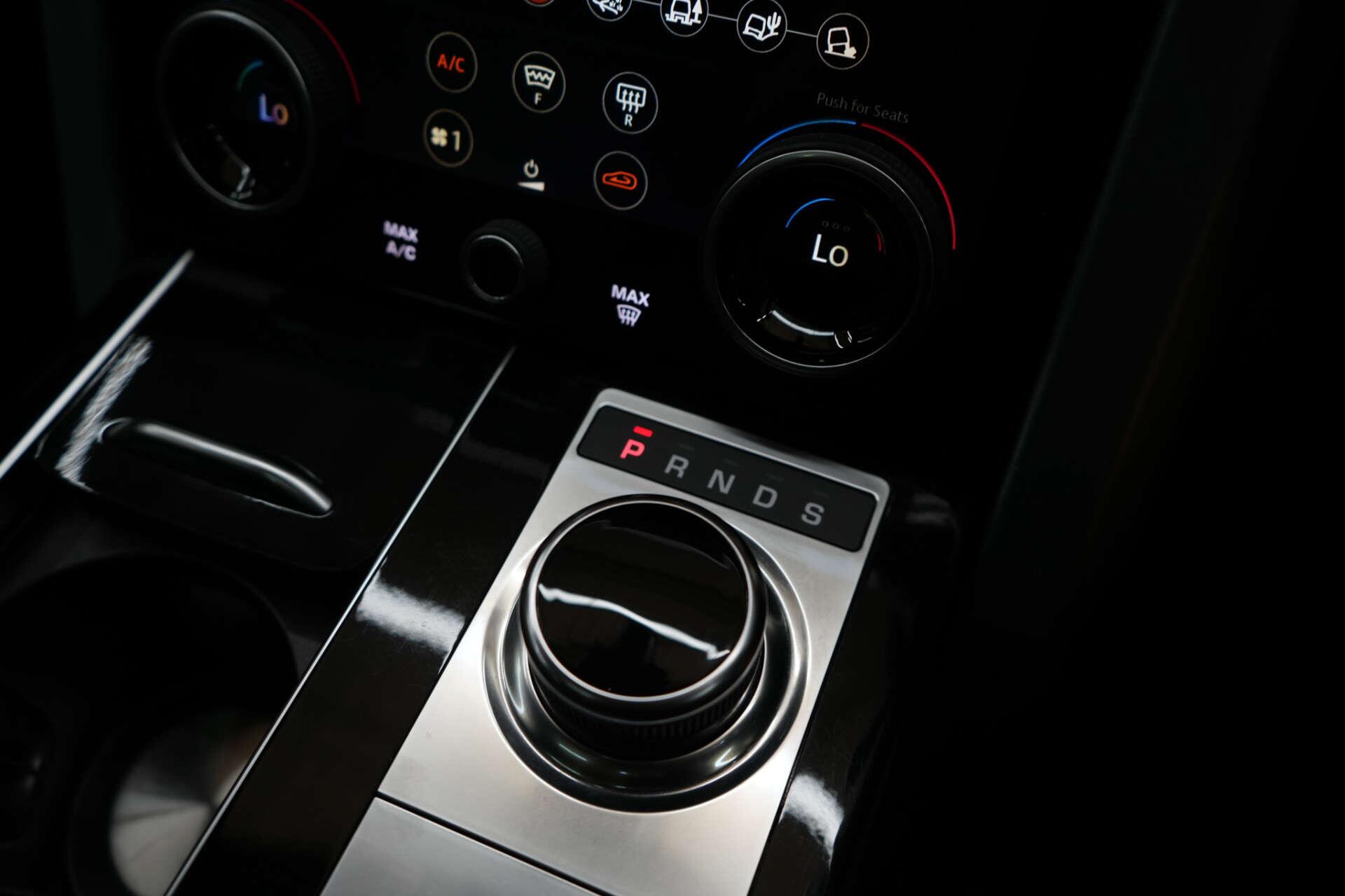 Land Rover Range Rover view 29