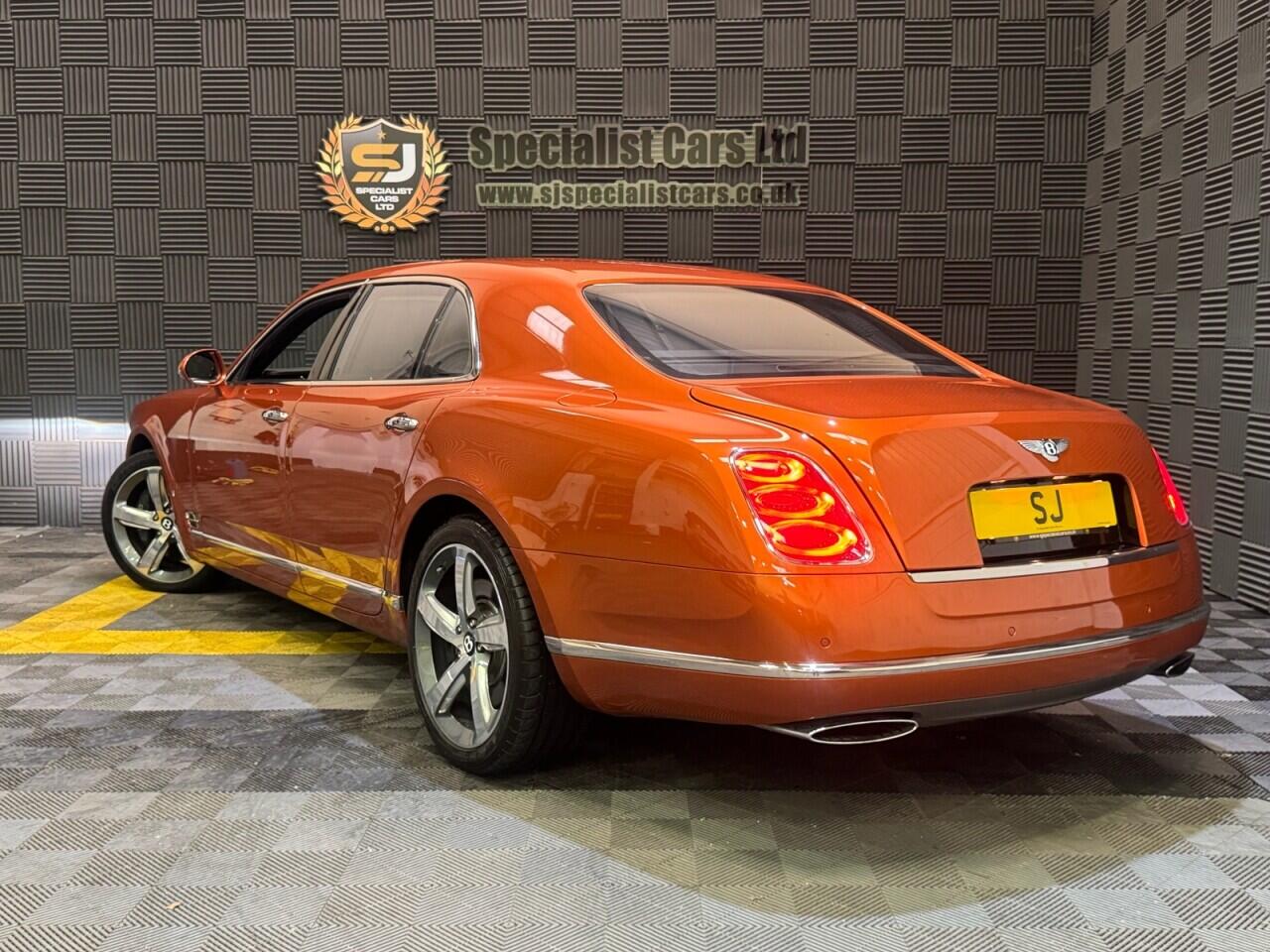 Bentley Mulsanne view 9