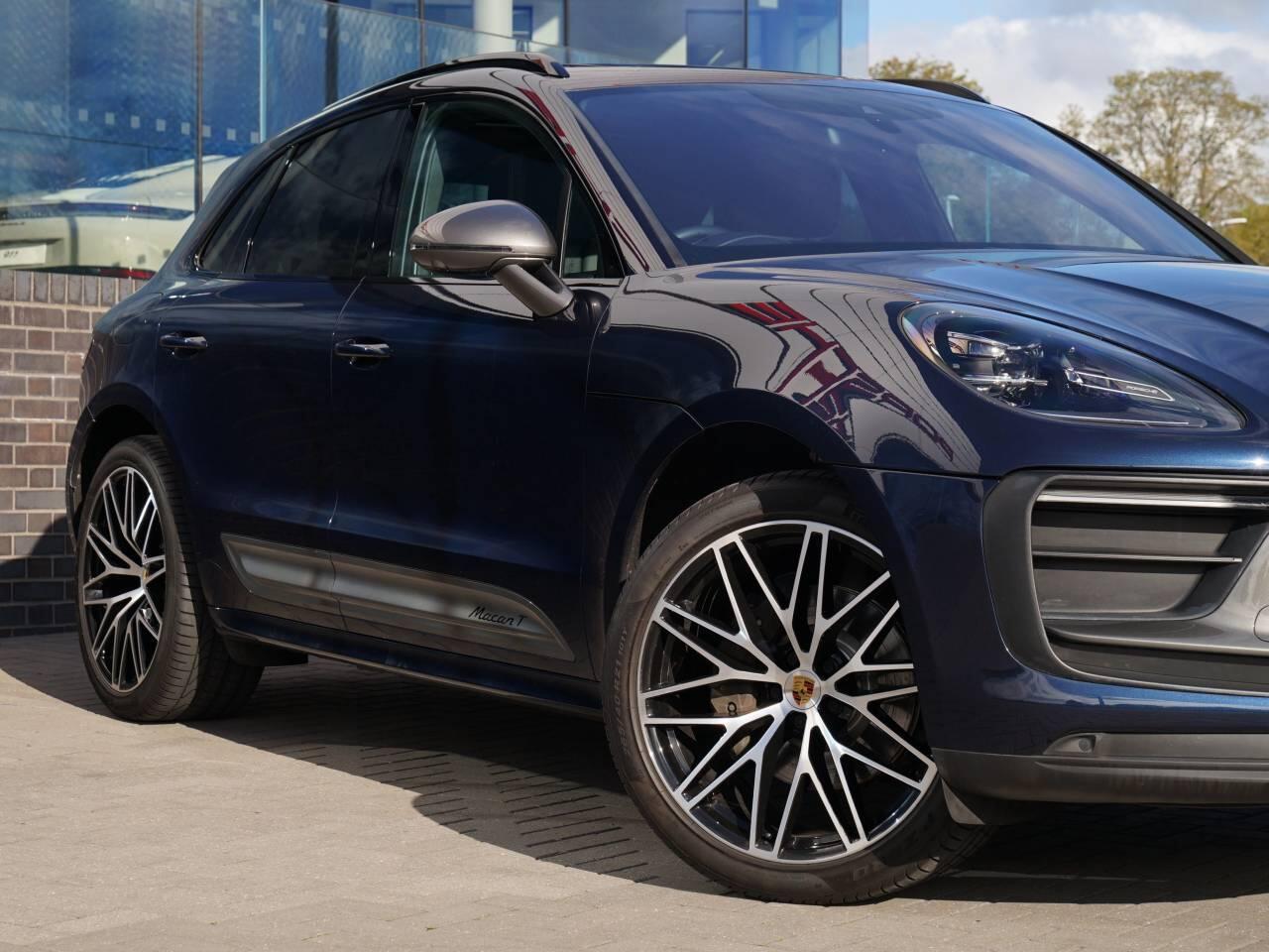 Porsche Macan view 47