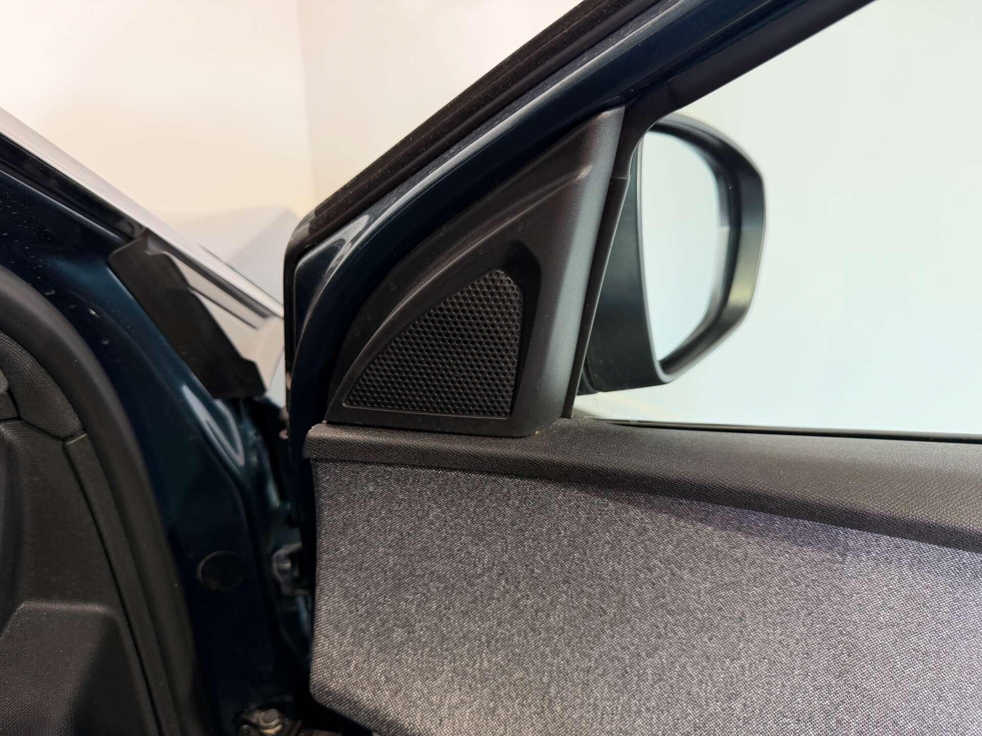 Peugeot 5008 view 29