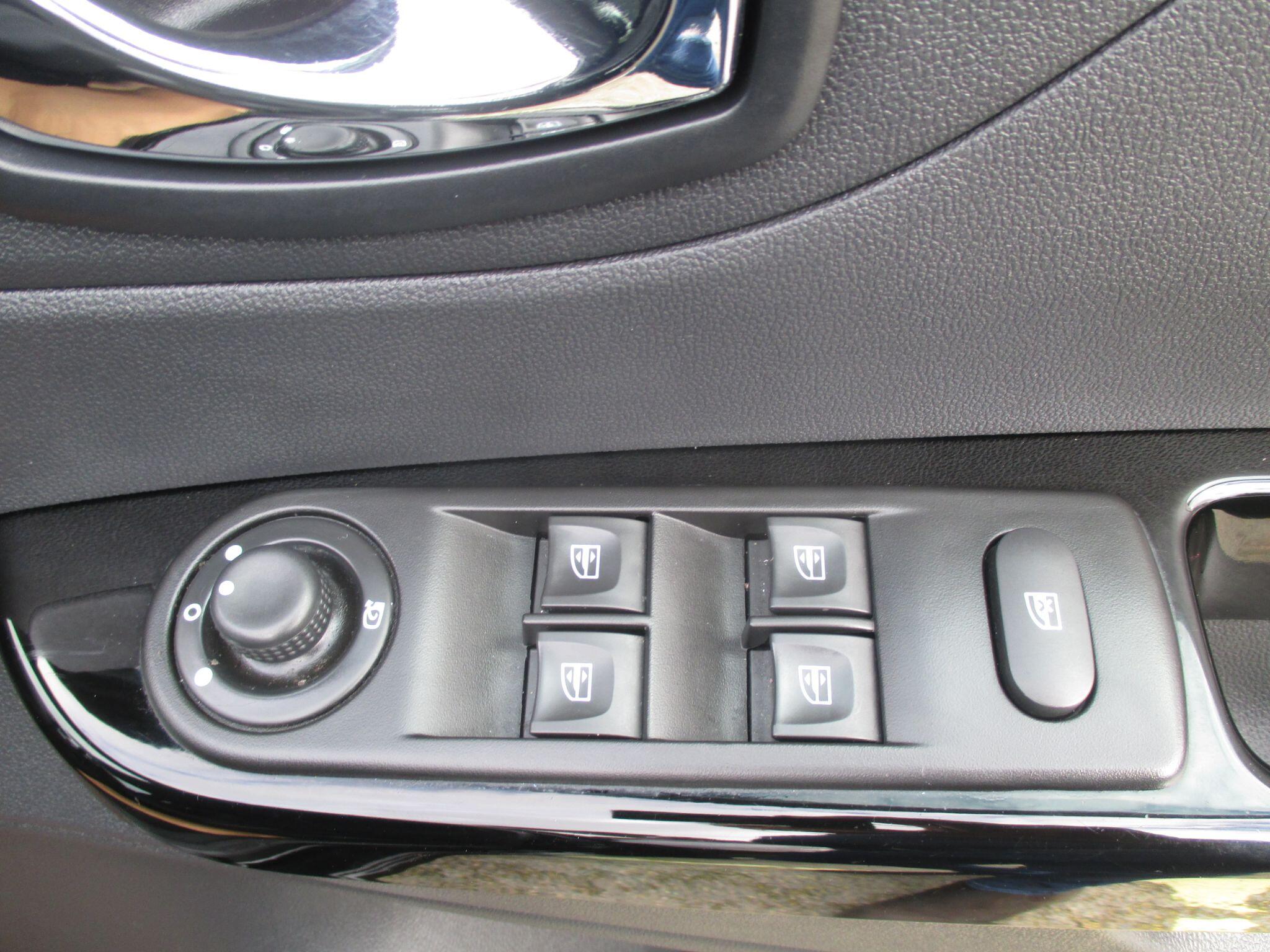 Renault Captur view 32