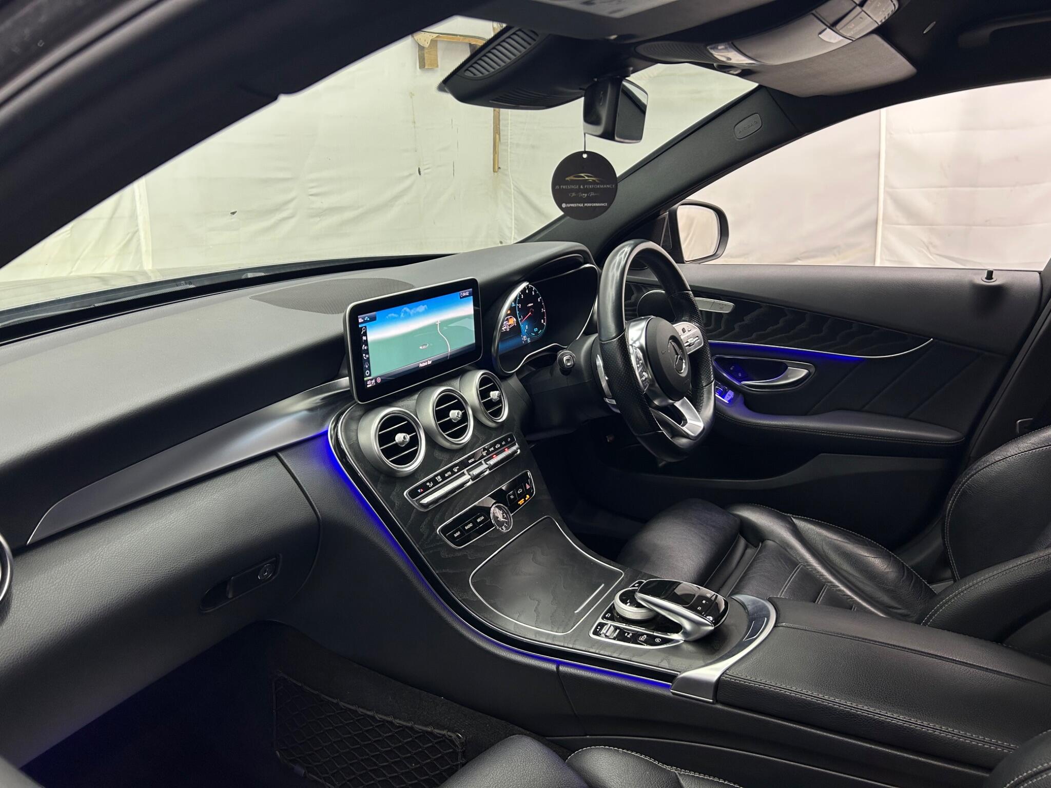 Mercedes-Benz C Class view 13