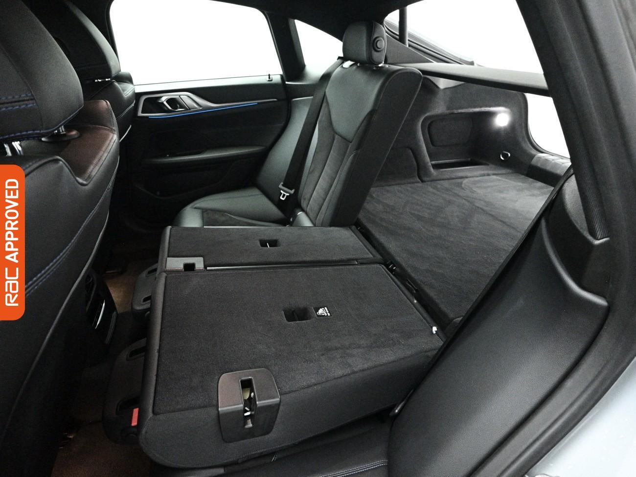 BMW I4 view 26