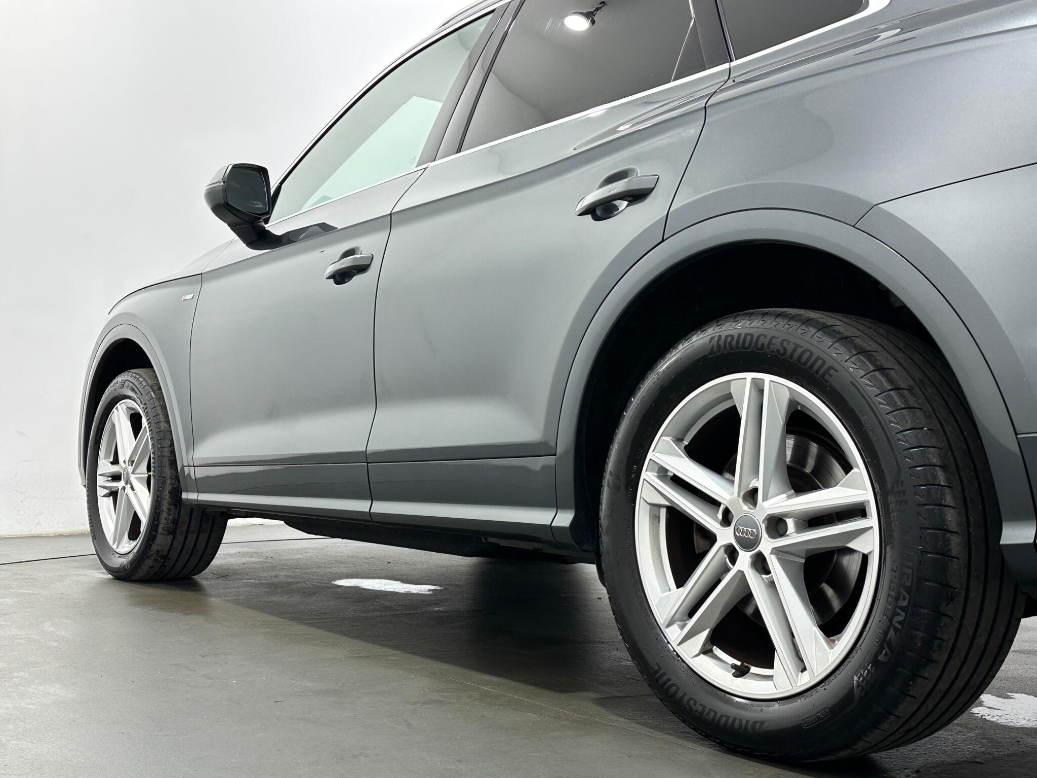 Audi Q5 view 52