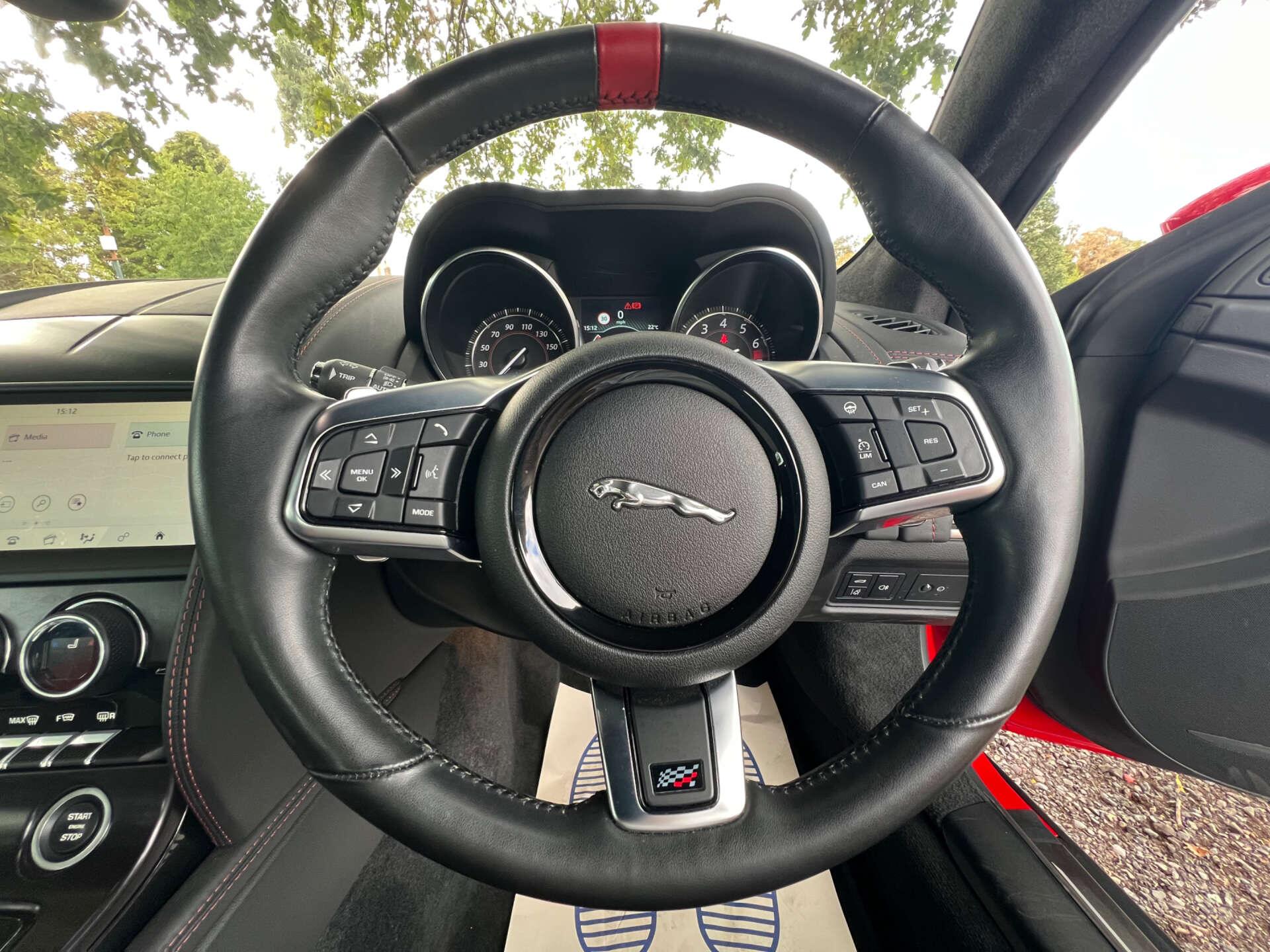 Jaguar F-Type view 10