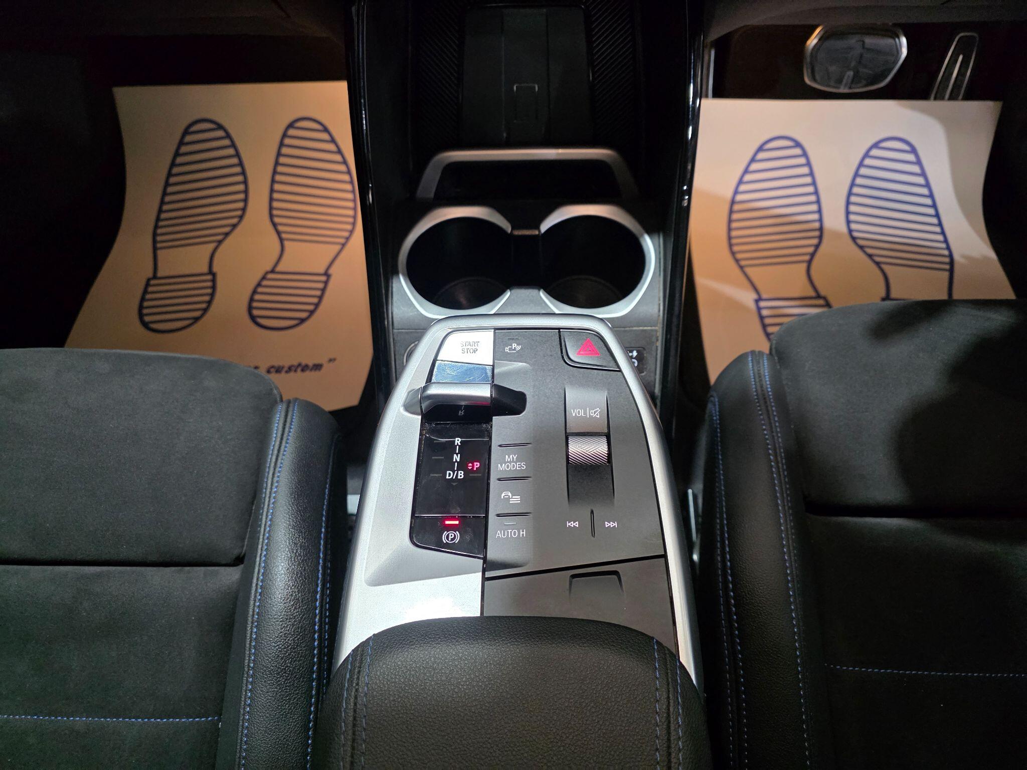 BMW Ix1 view 12