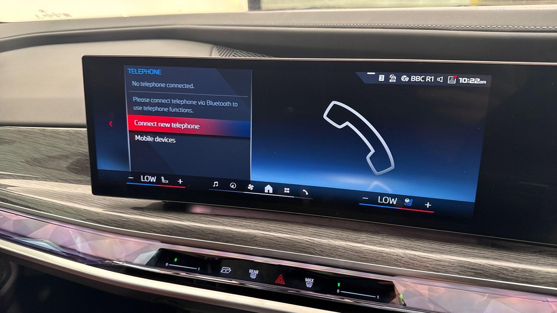 BMW I7 view 30
