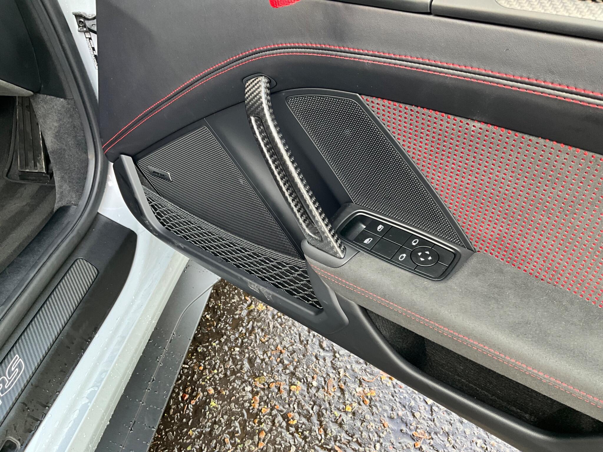 Porsche 911 view 10